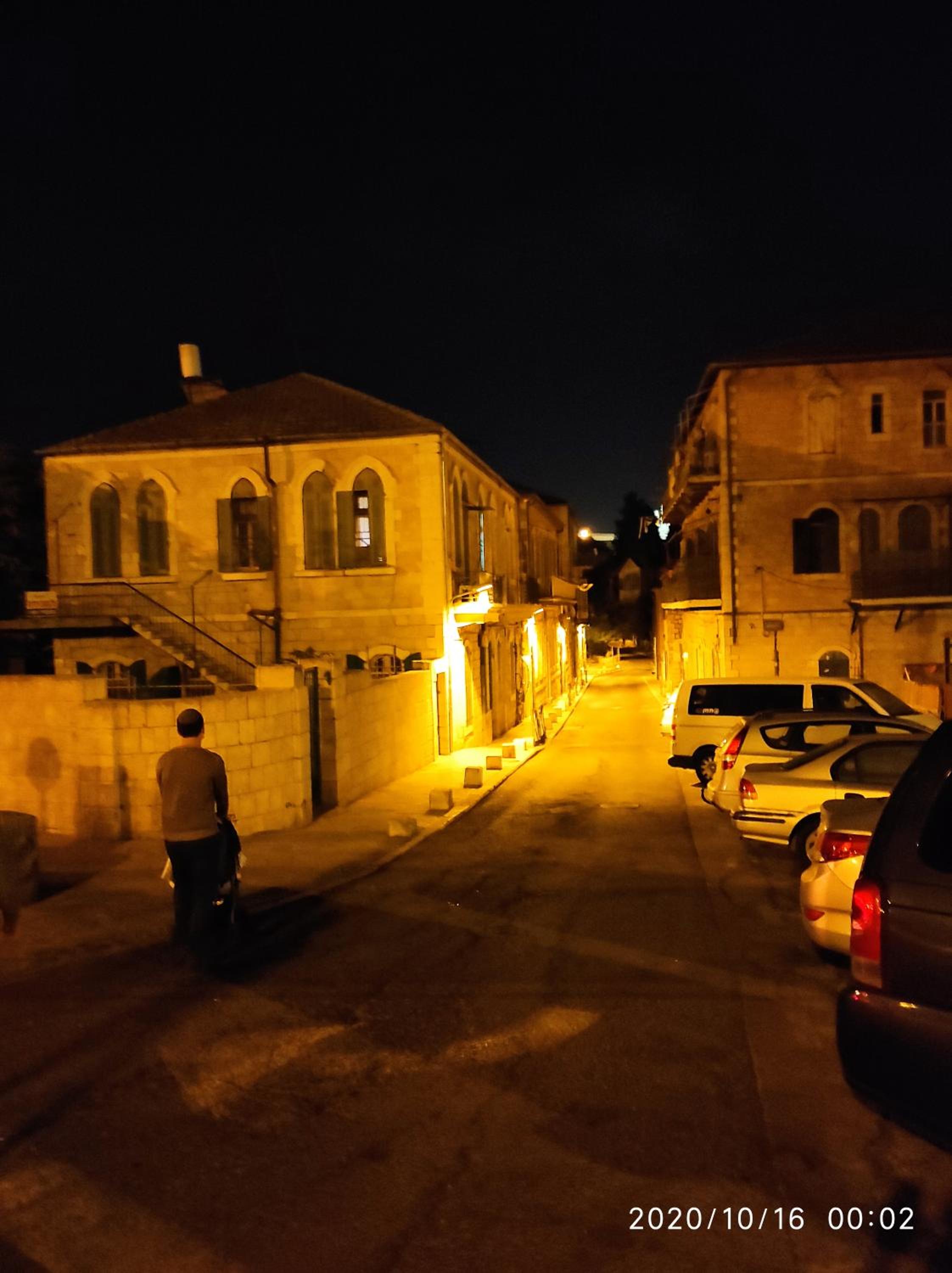 Photo 12