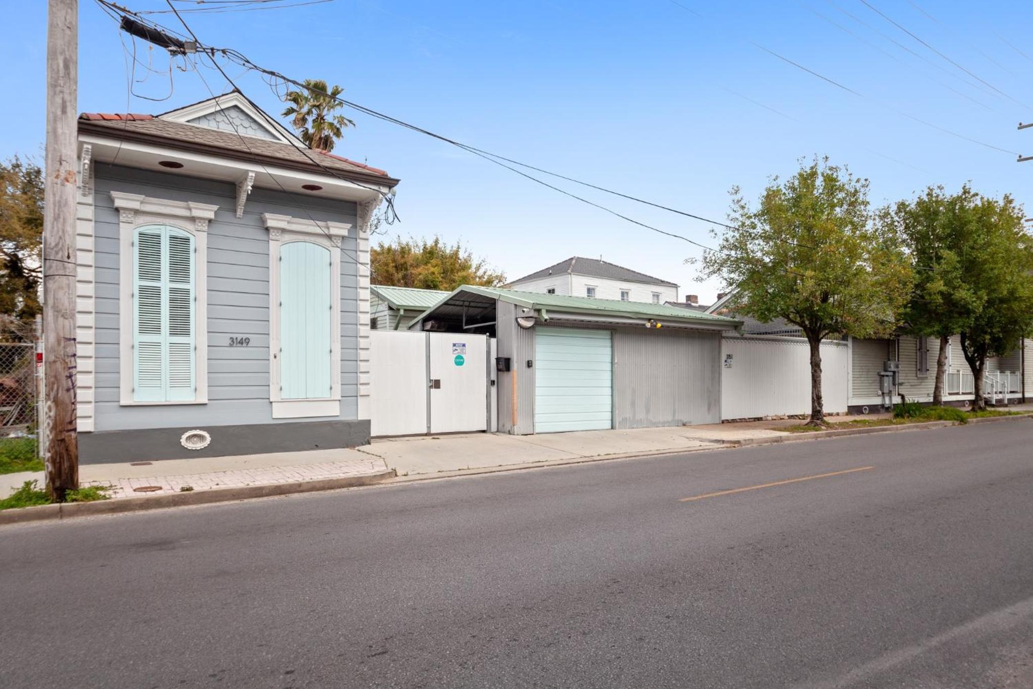 Bywater Home, Parking and Pet Friendly Retreat view 4