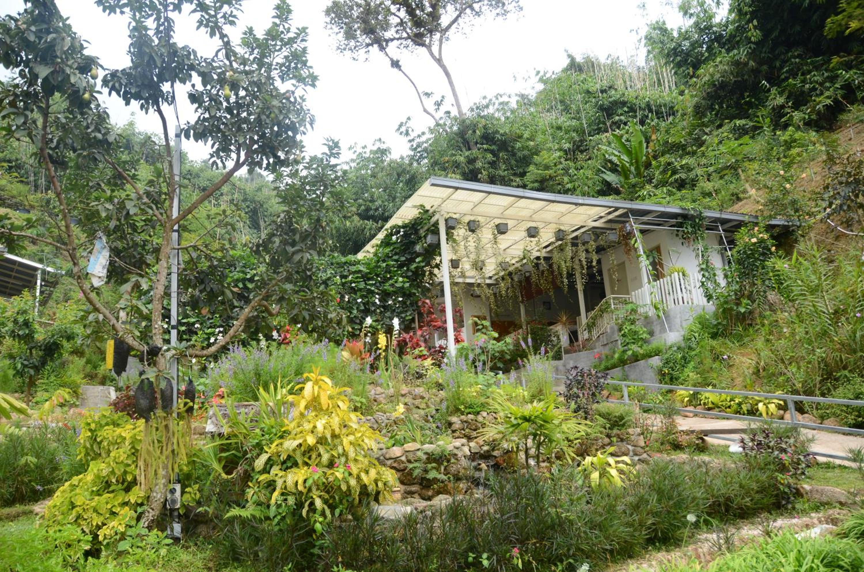 Moonriver Lodge