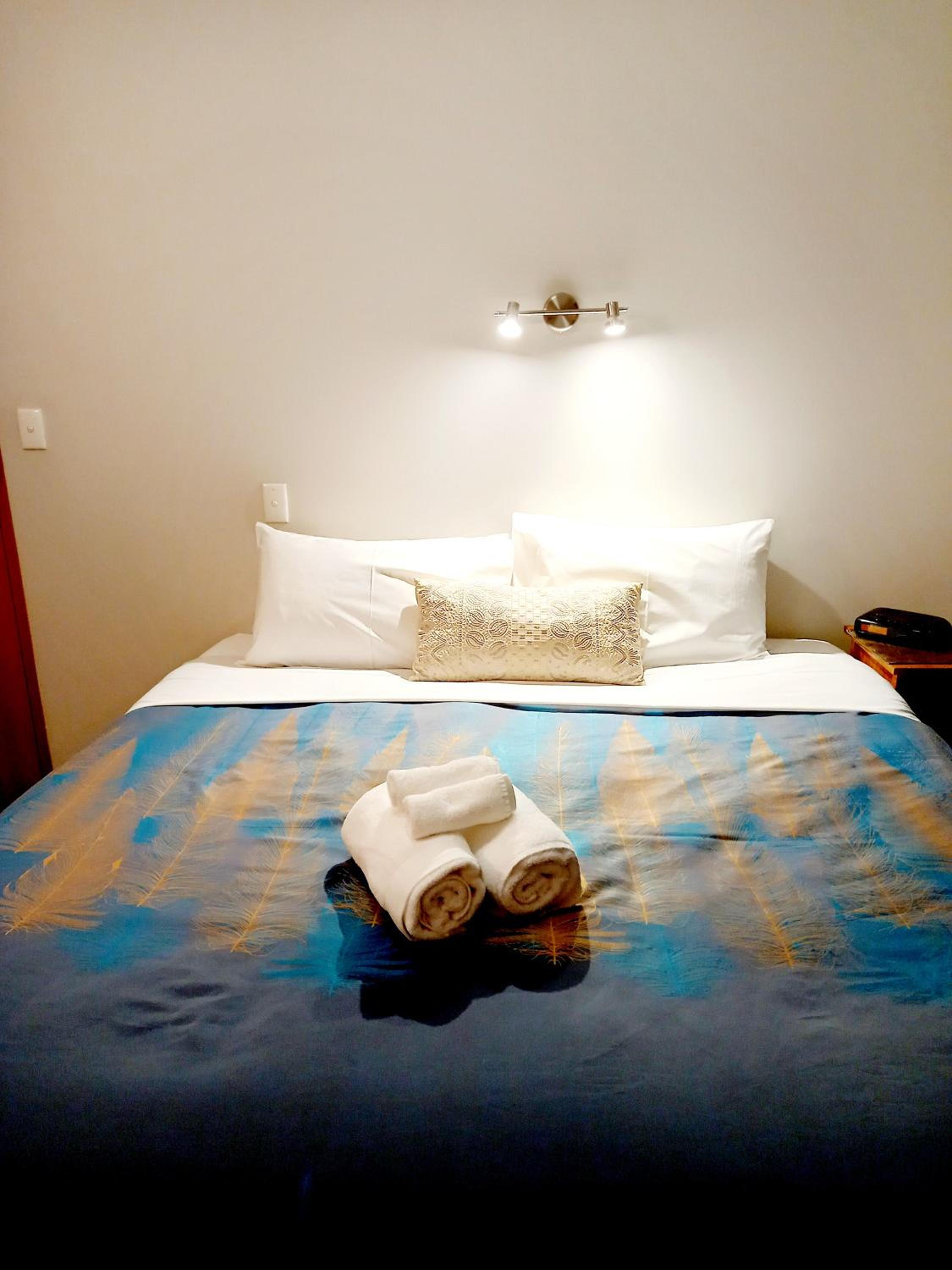 Academy Lodge Motel