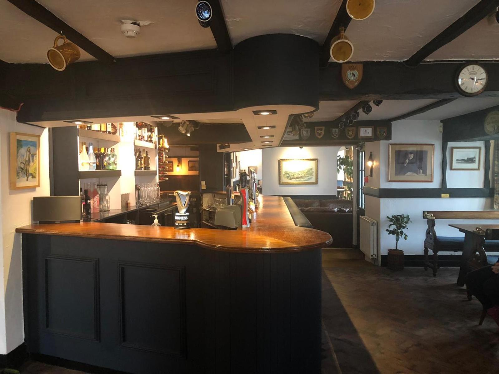 The Top House Inn