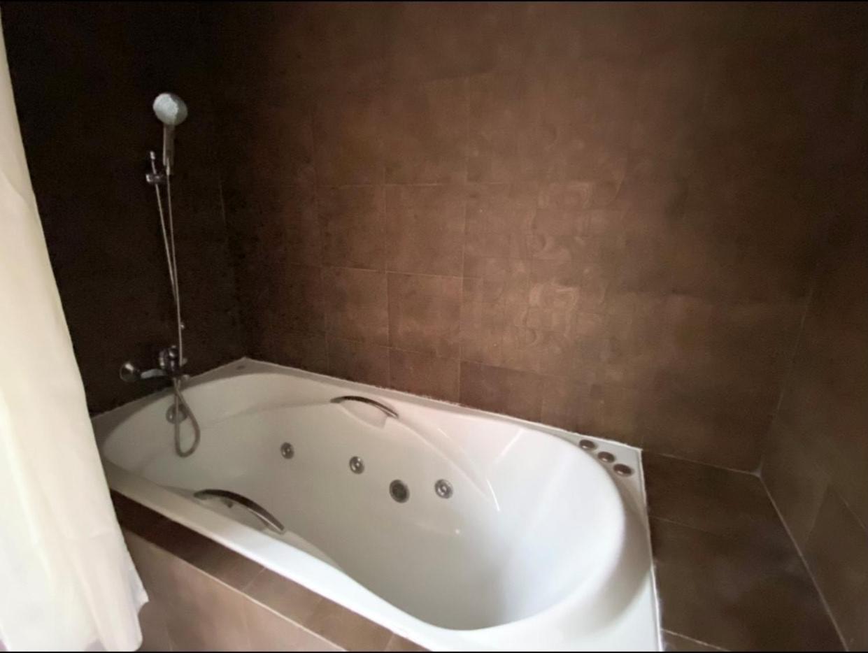 NT Place Sukhumvit Suites