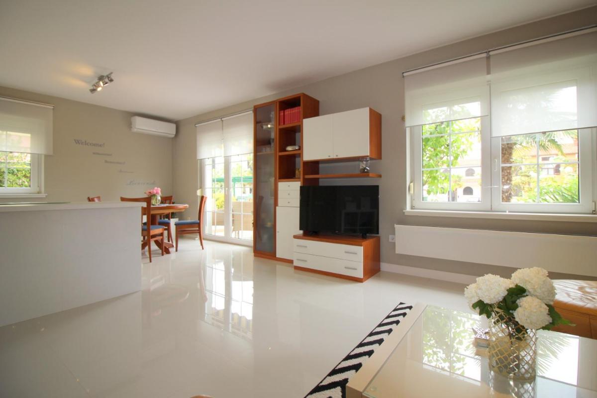 Apartment Sara Premium view 4