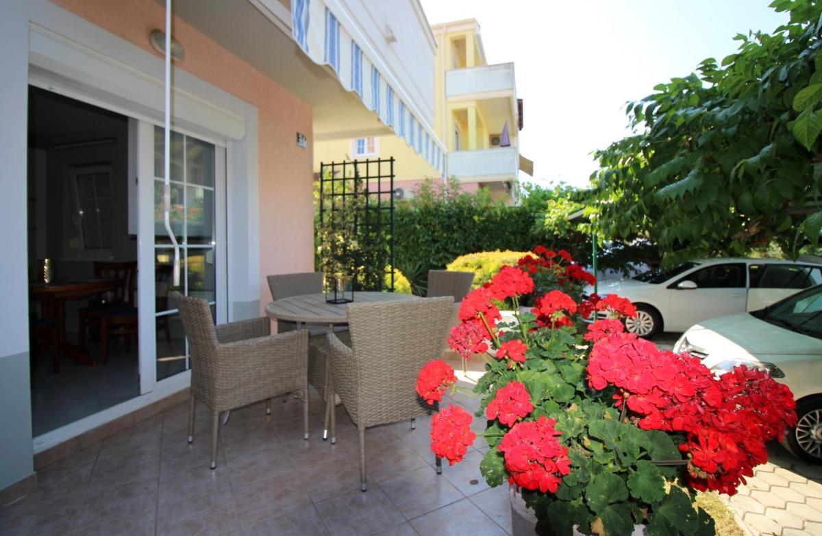 Apartment Sara Premium view 5