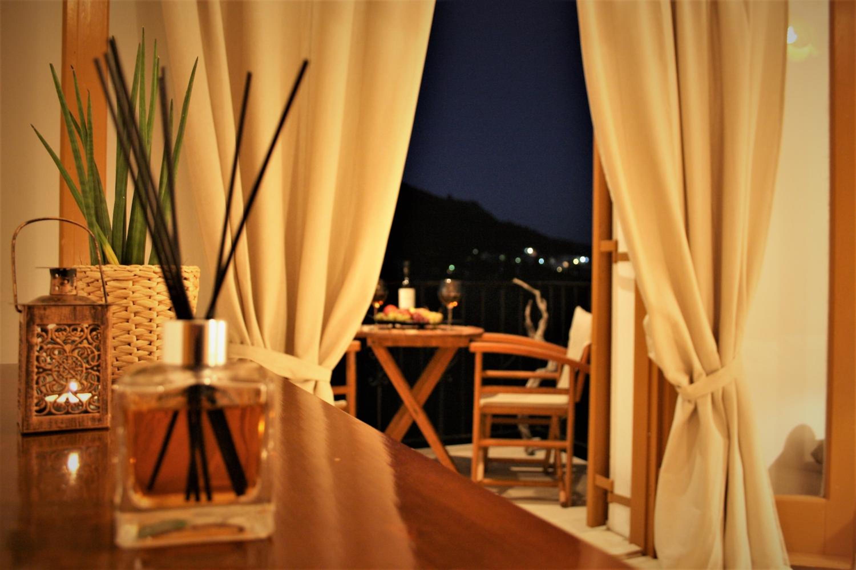 LAGADA HOLIDAY ROOMS