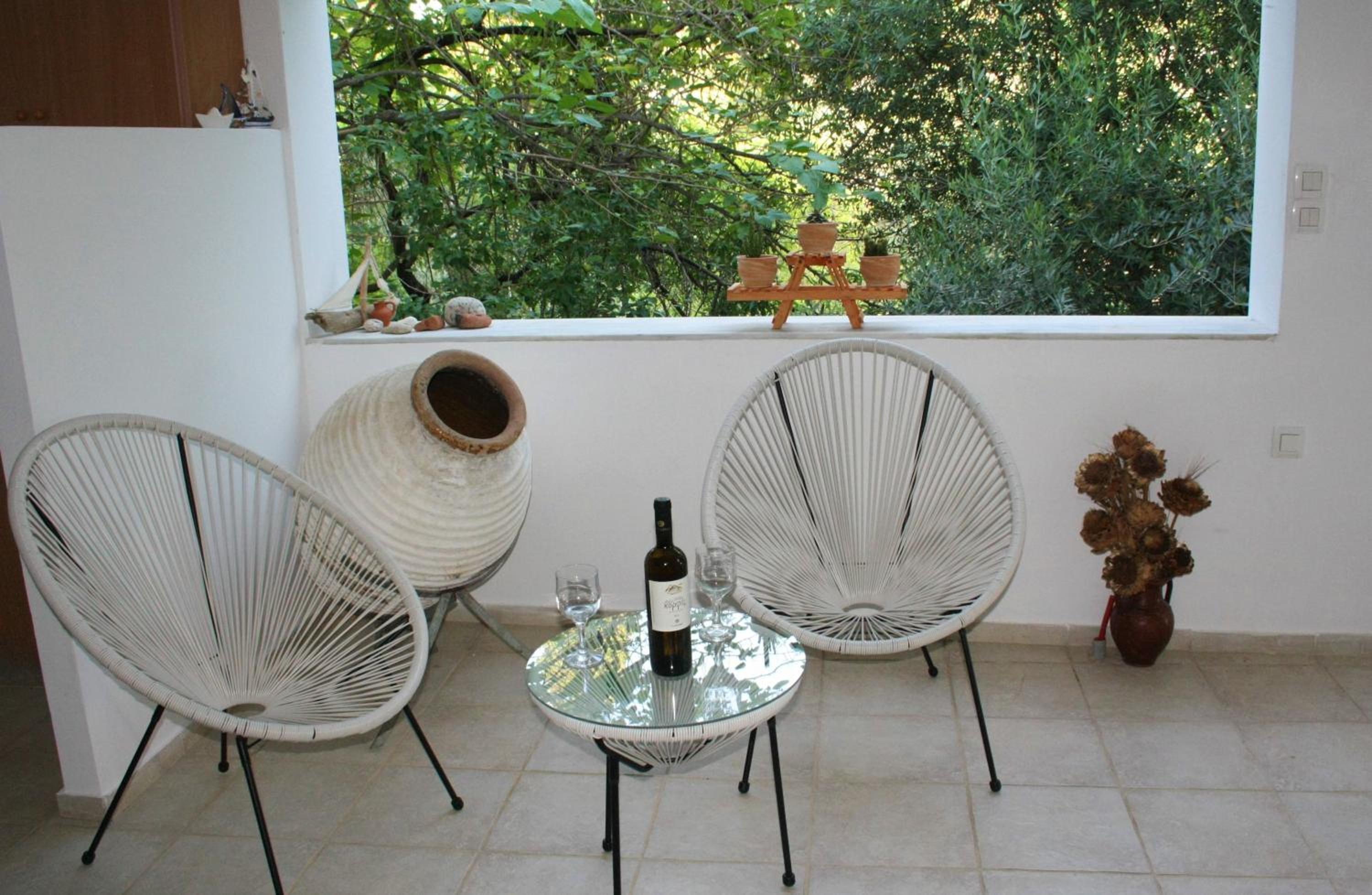 LAGADA HOLIDAY ROOMS