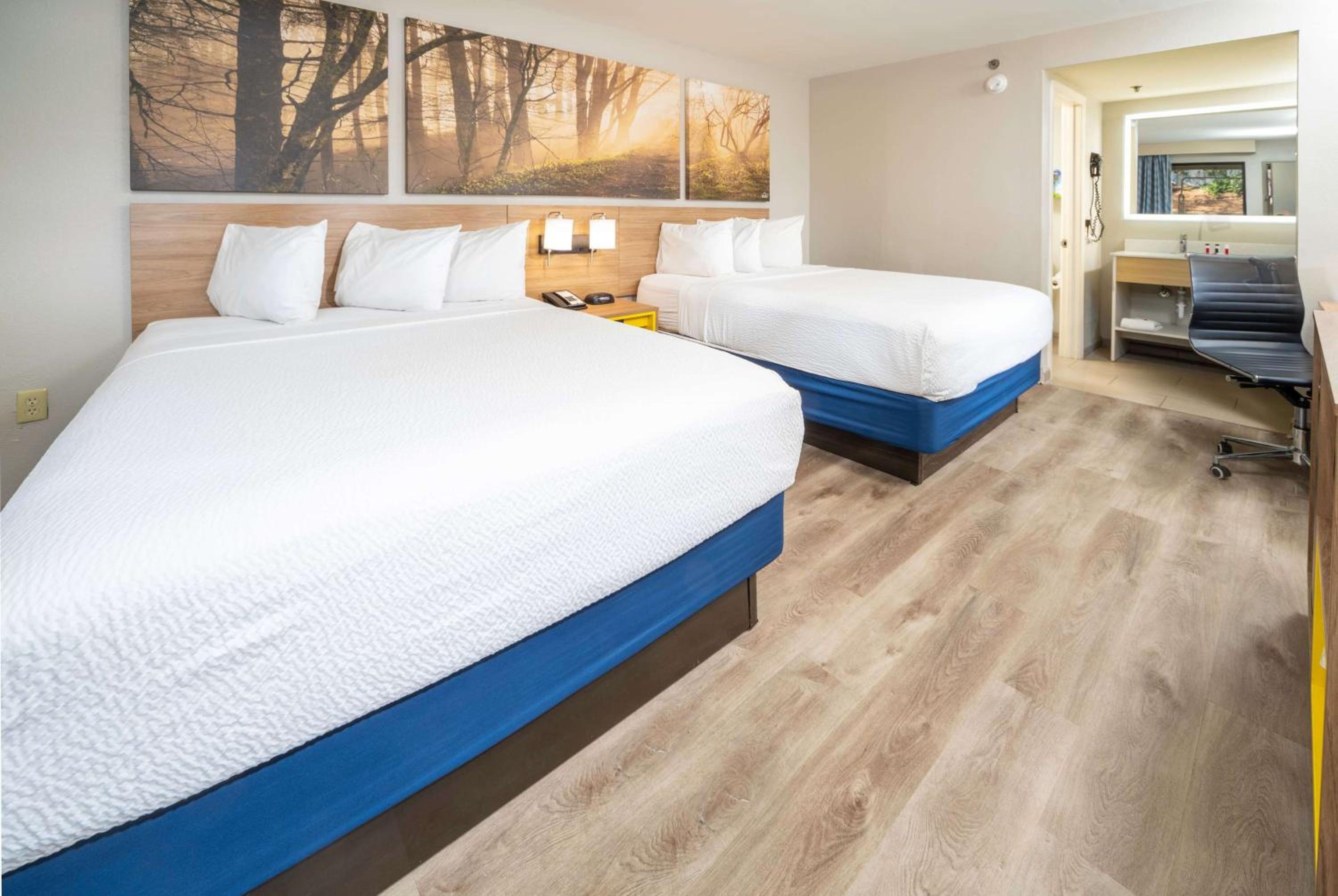 Days Inn by Wyndham Atlanta Stone Mountain - Property Image 5