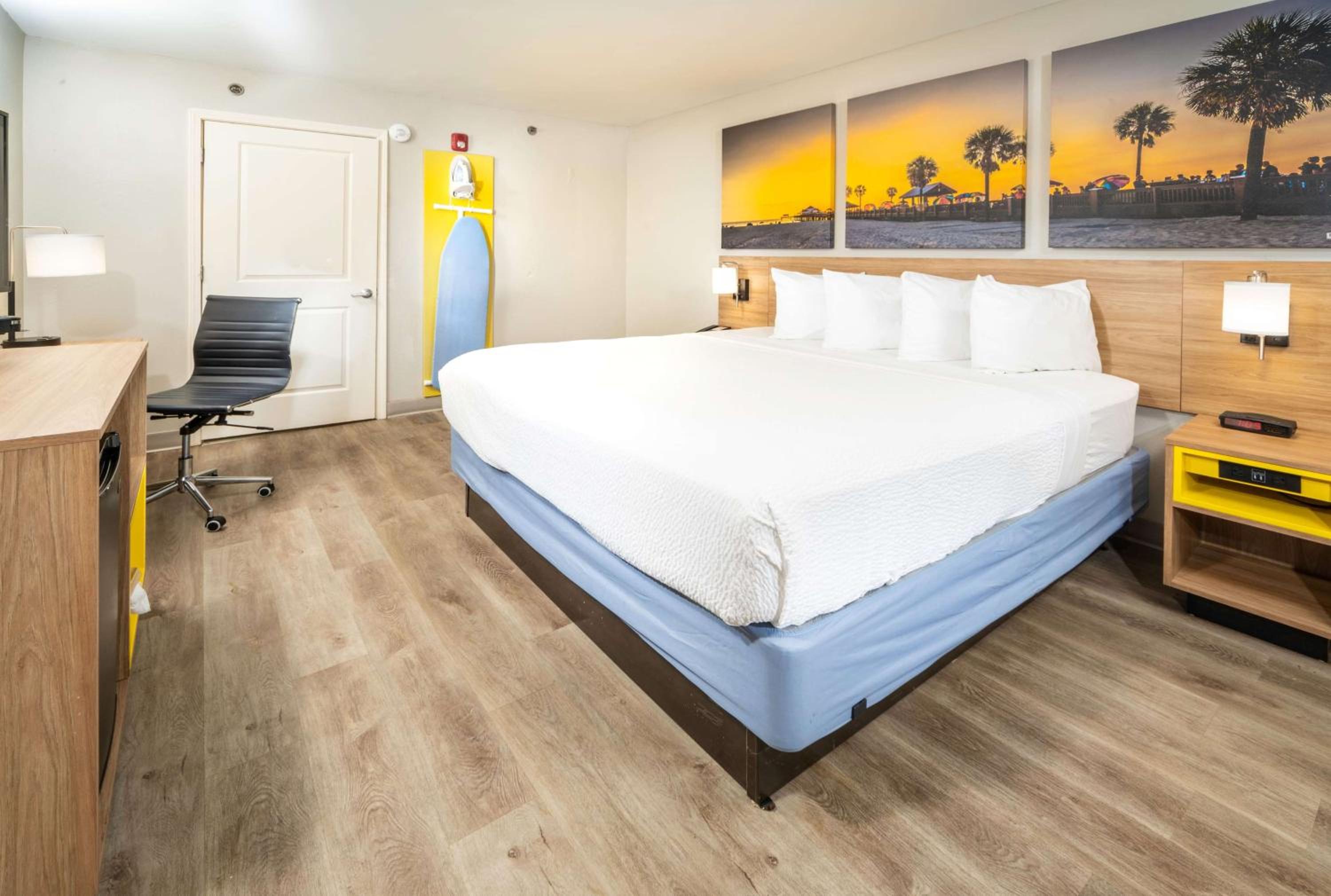 Days Inn by Wyndham Atlanta Stone Mountain - Property Image 6
