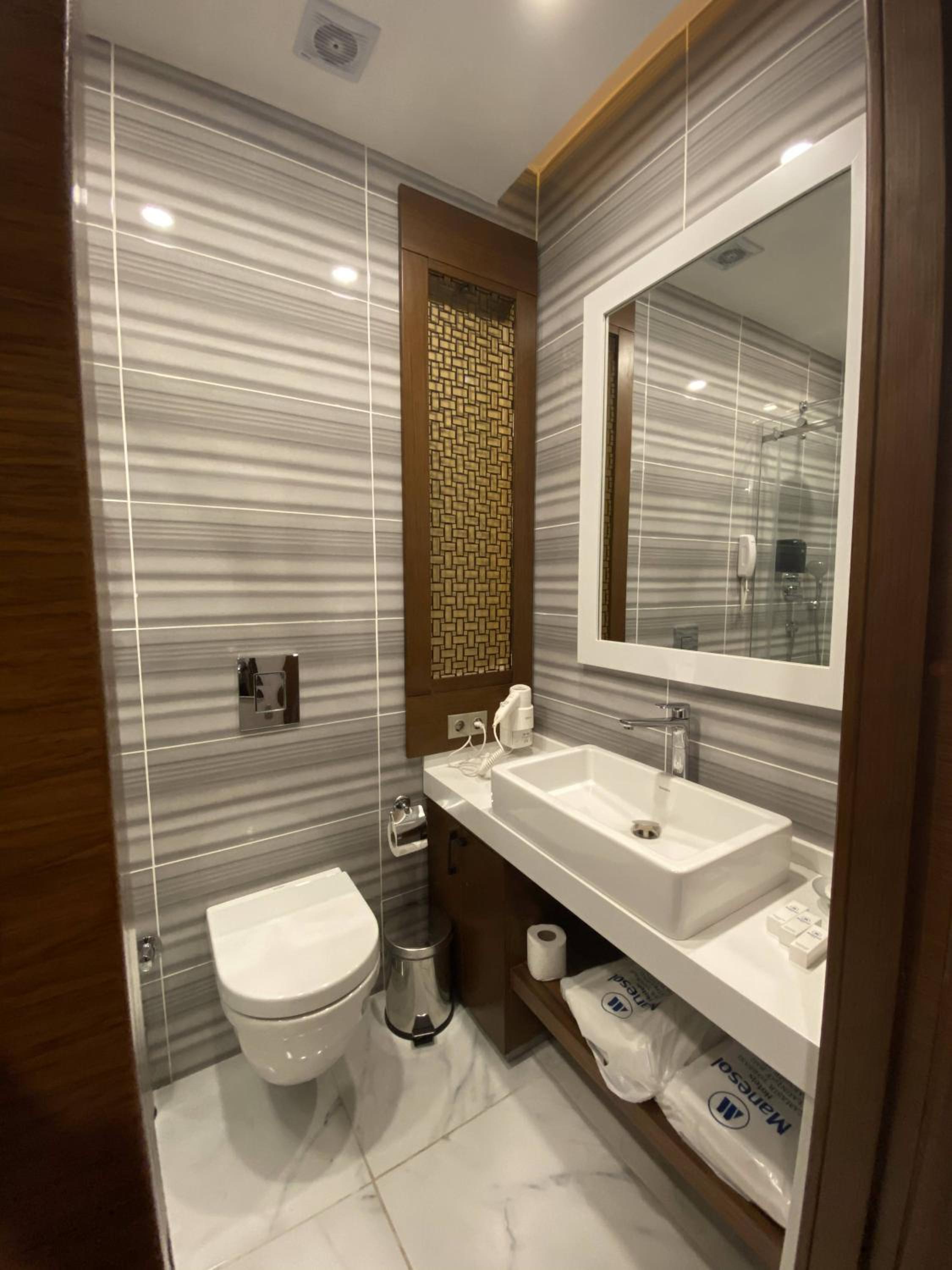 Manesol Boutique Galata - Image 51