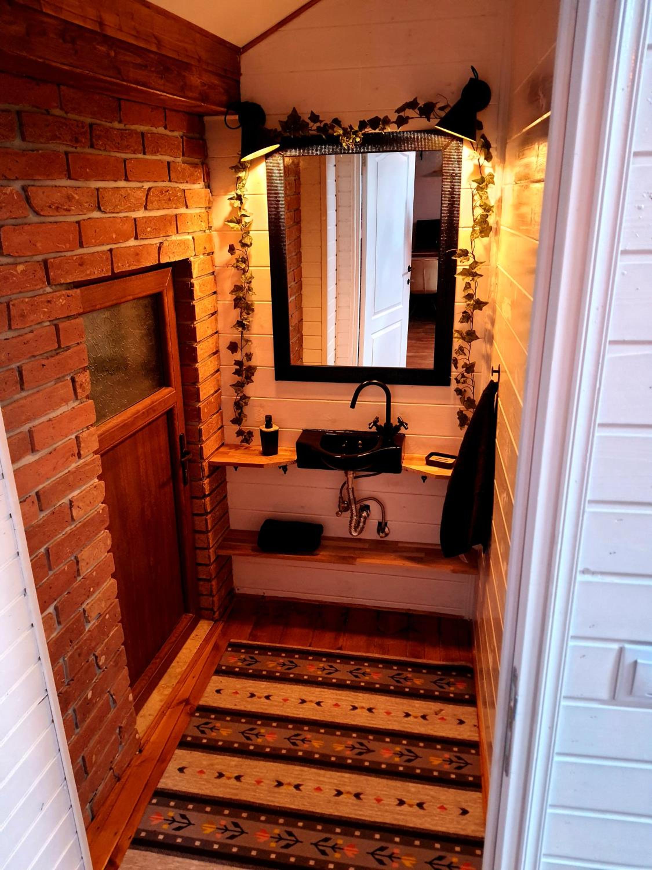 Brother's House - Image 2