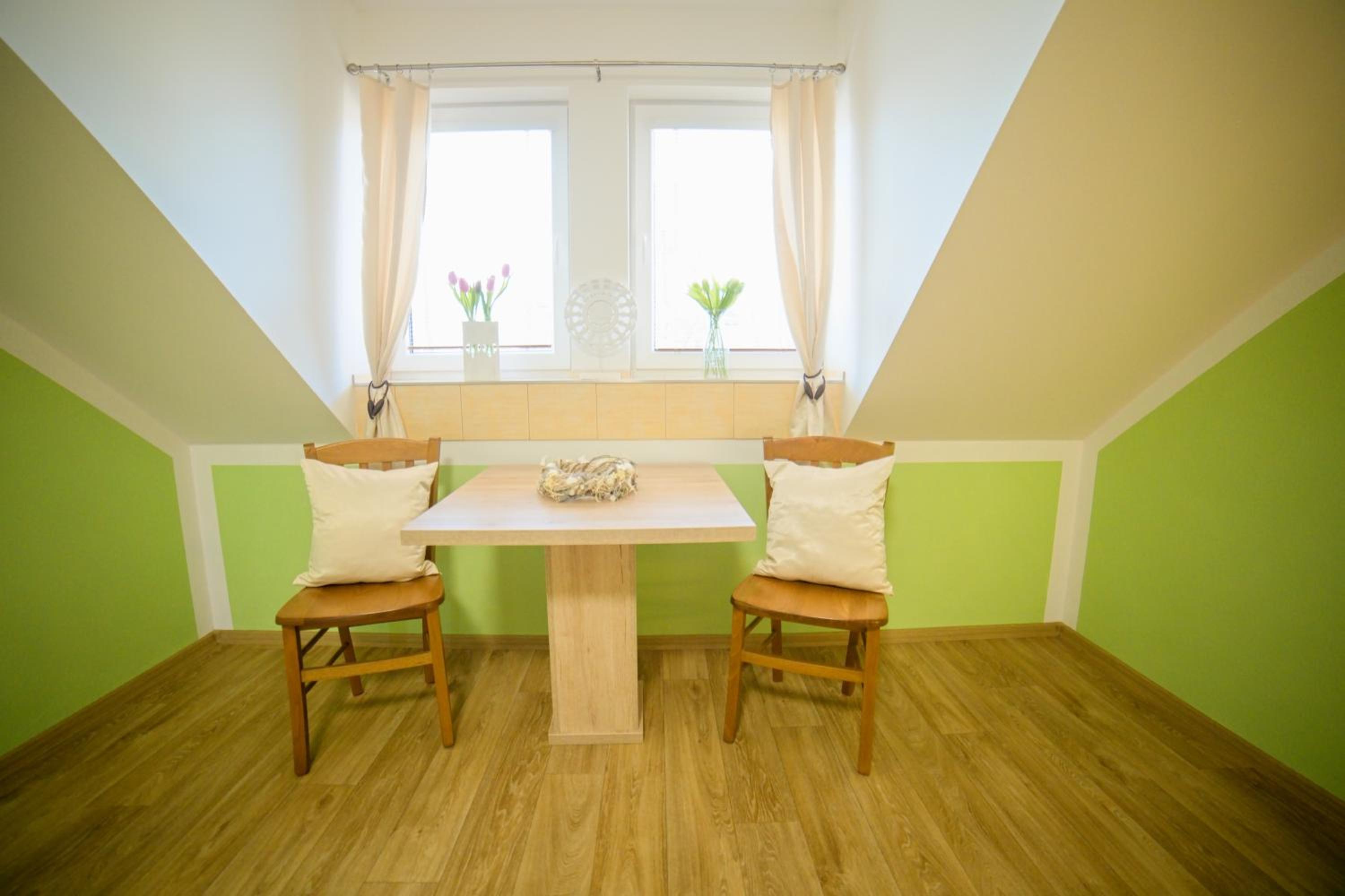 Penzion a restaurace Zlatovláska u zámku Červená Lhota