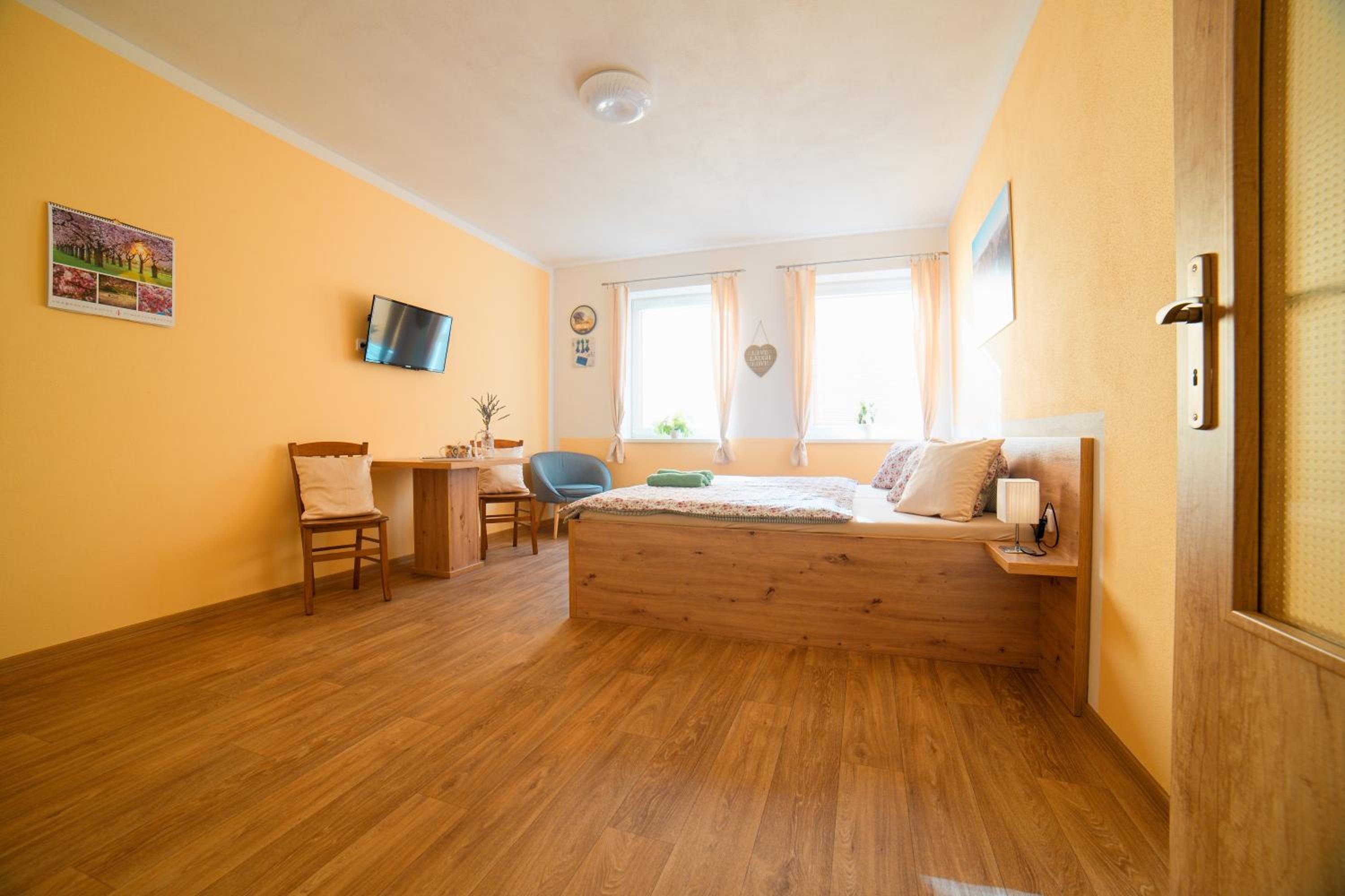 Penzion a restaurace Zlatovláska u zámku Červená Lhota
