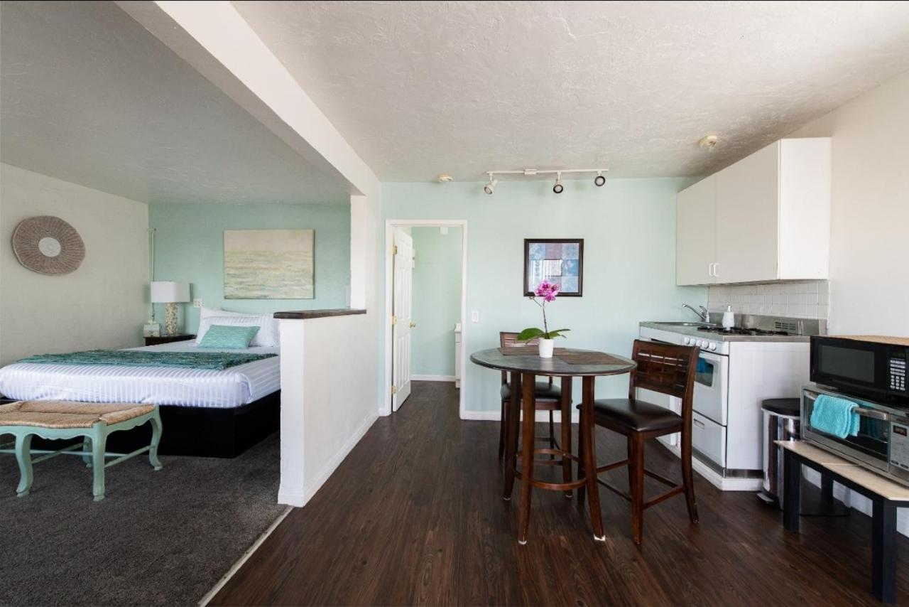 San Clemente Vacations - The Patriots Boutique Motel - Property Image 47