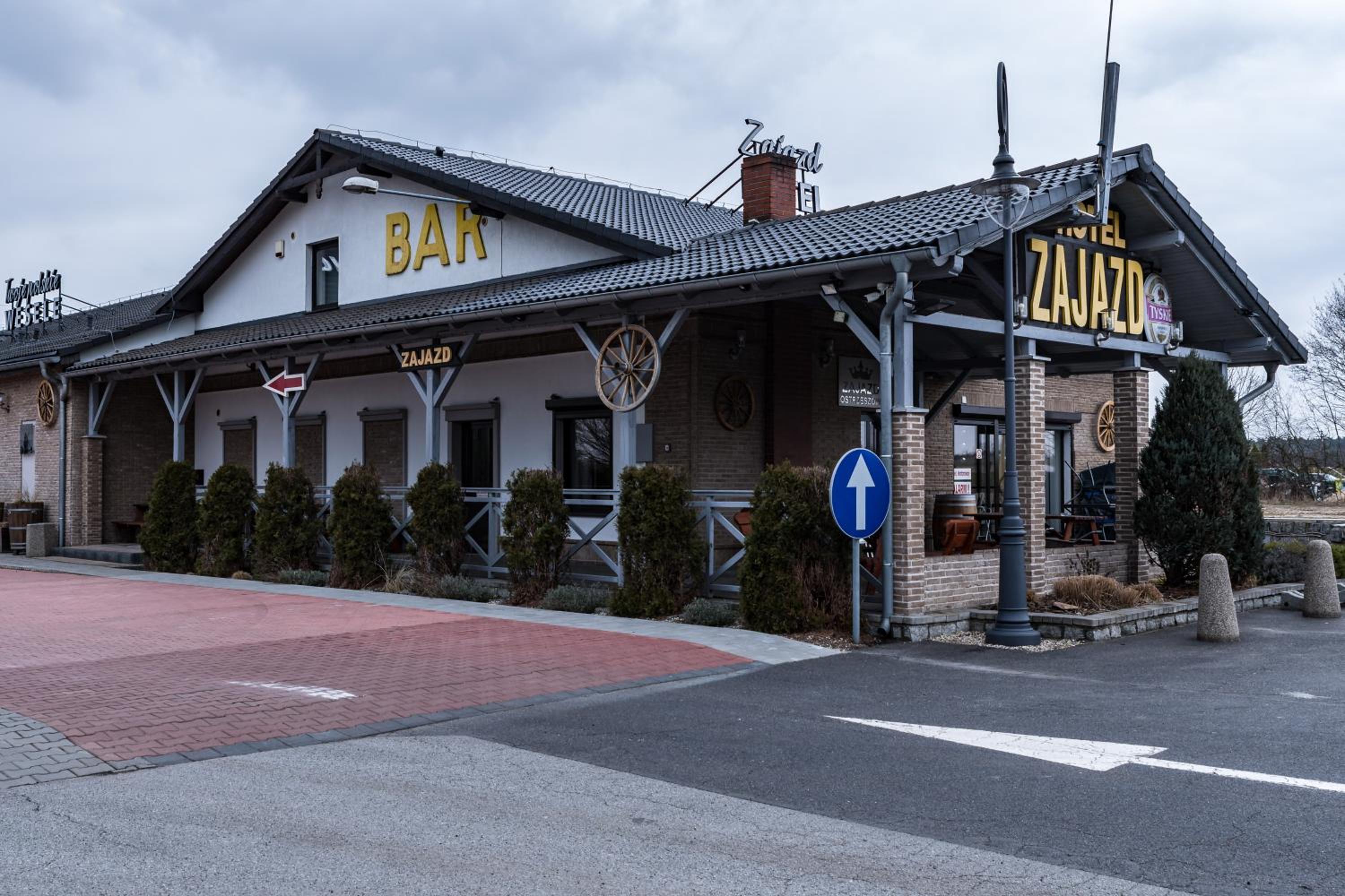 restaurant