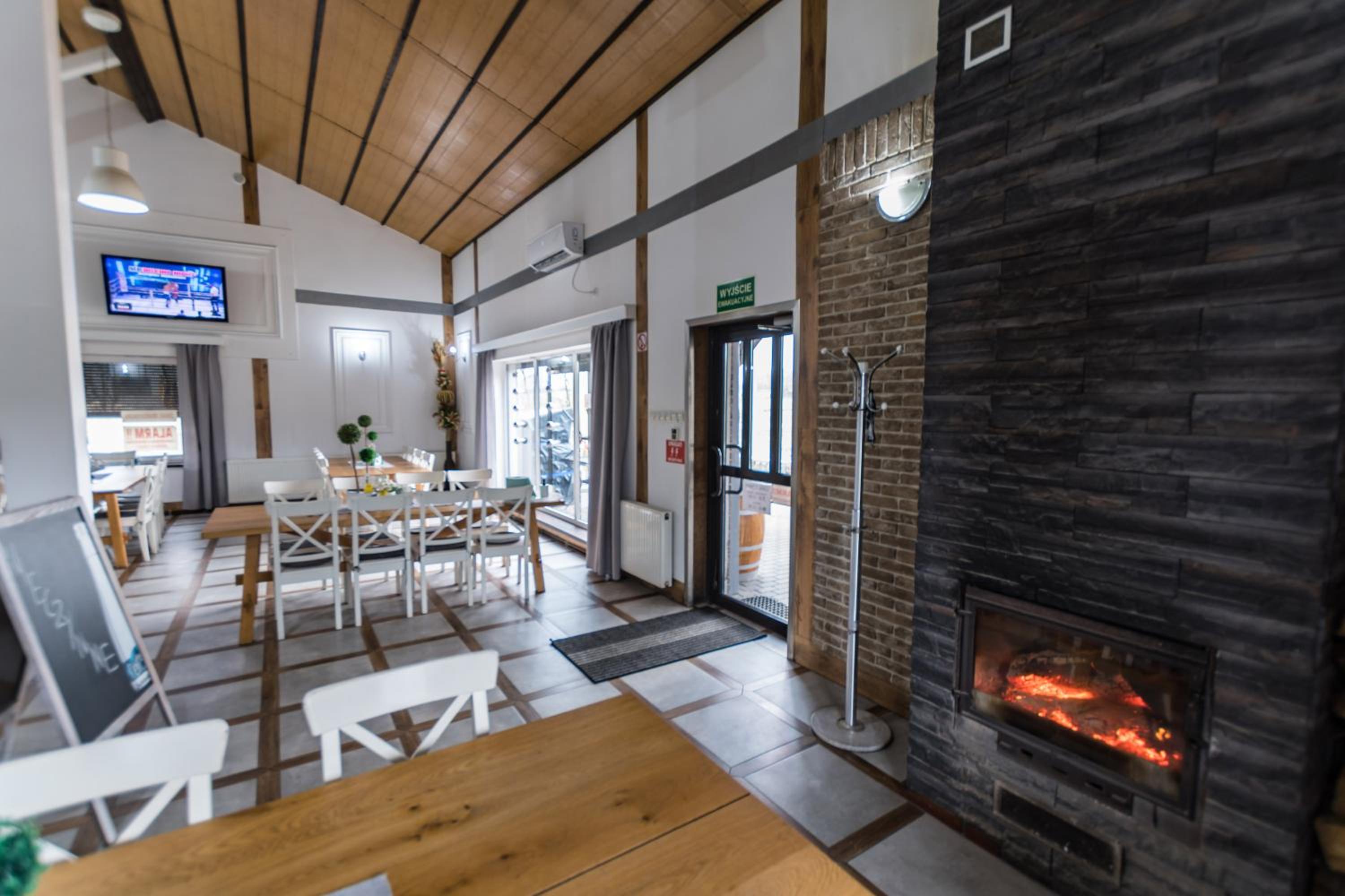 restaurant