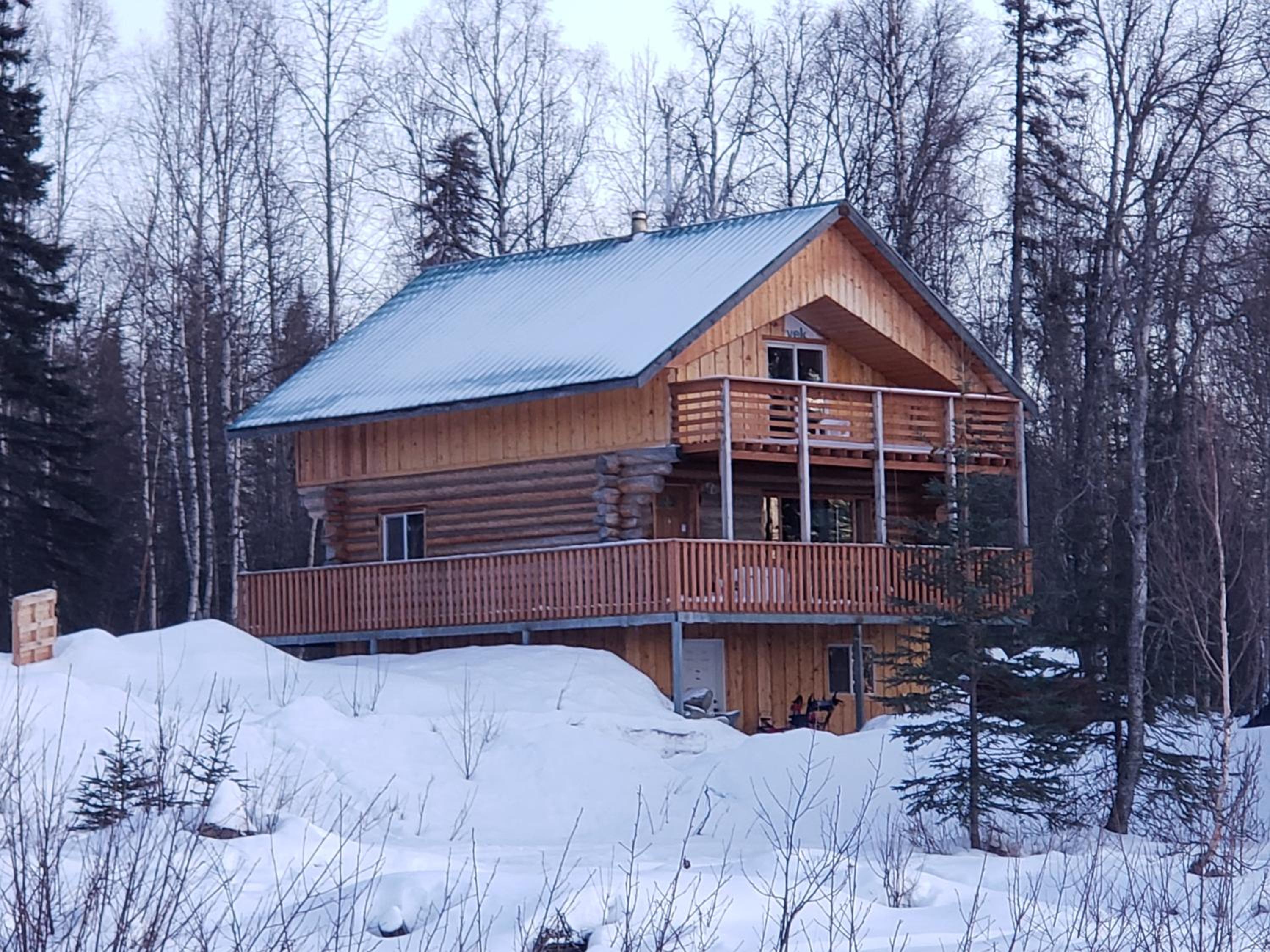 Gwin's Lodge & Roadhouse