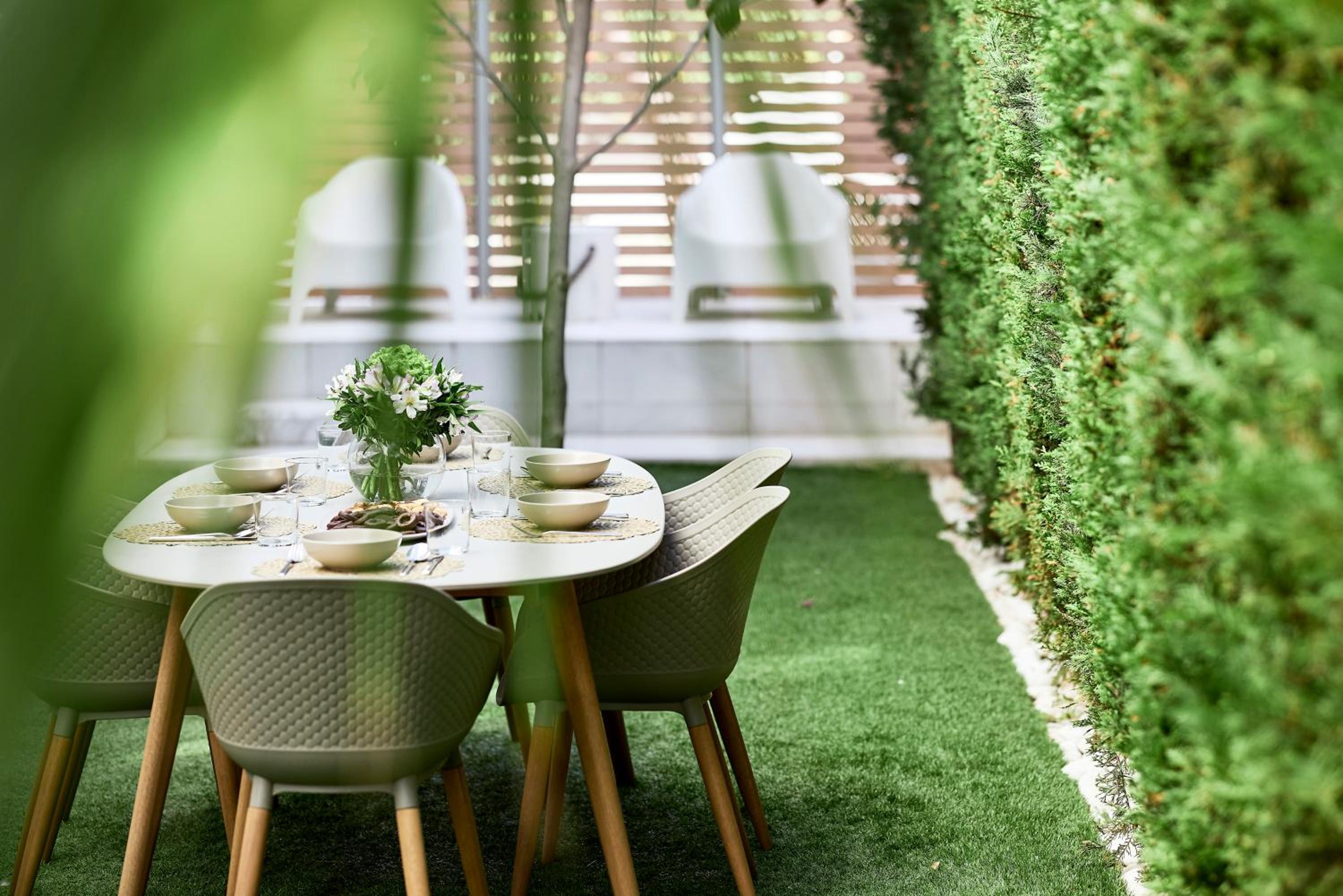 Crystal Green Properties