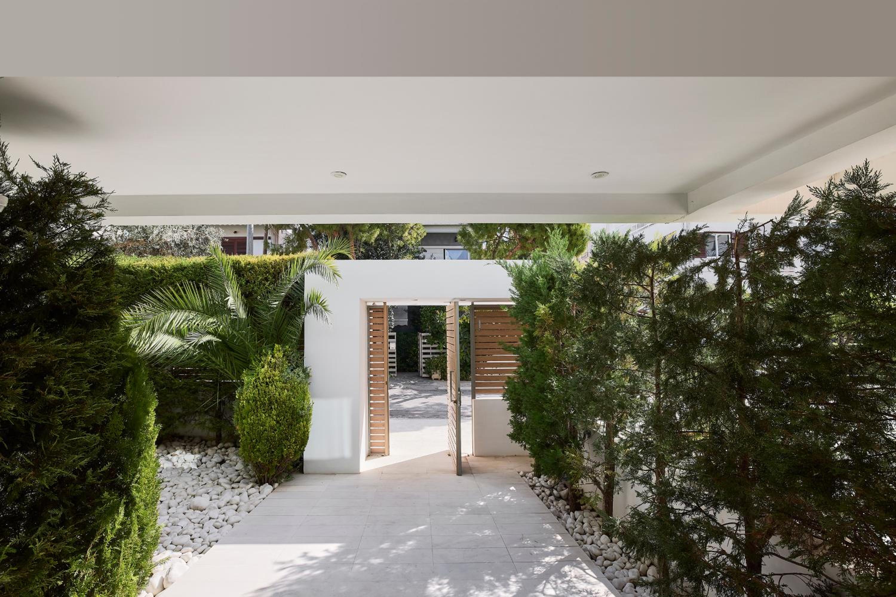Crystal Green Properties