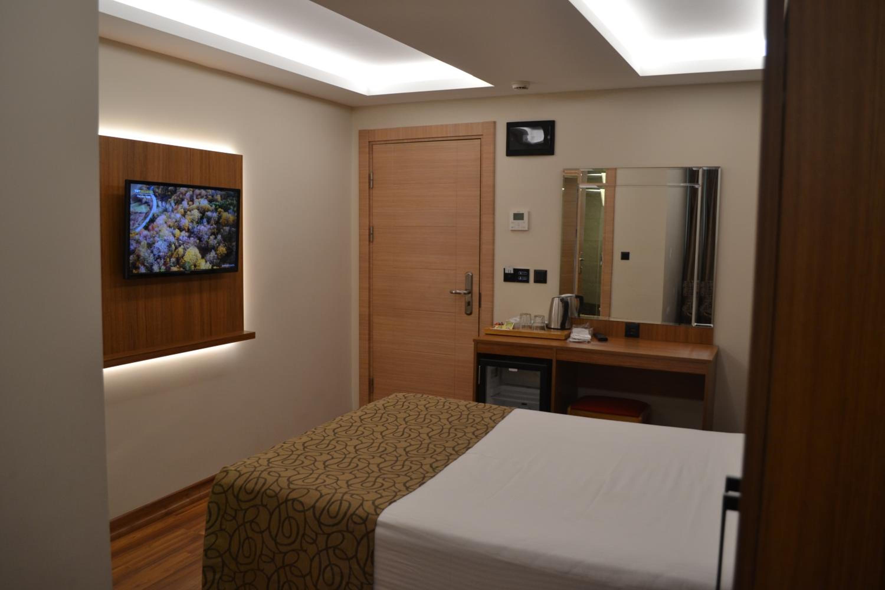 Gumus Palace Gungoren - Image 18