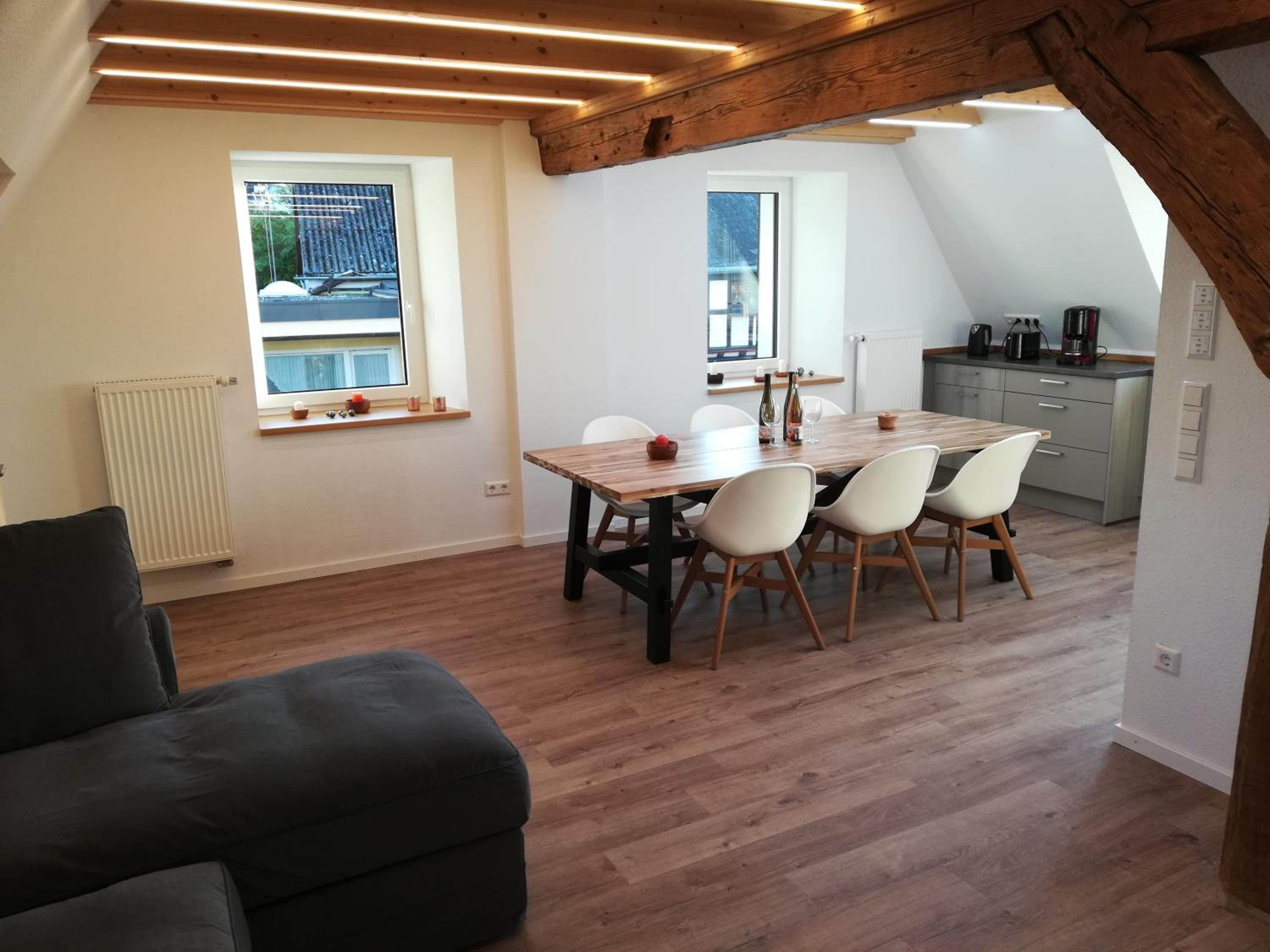 Präsenzhof Lay view 3