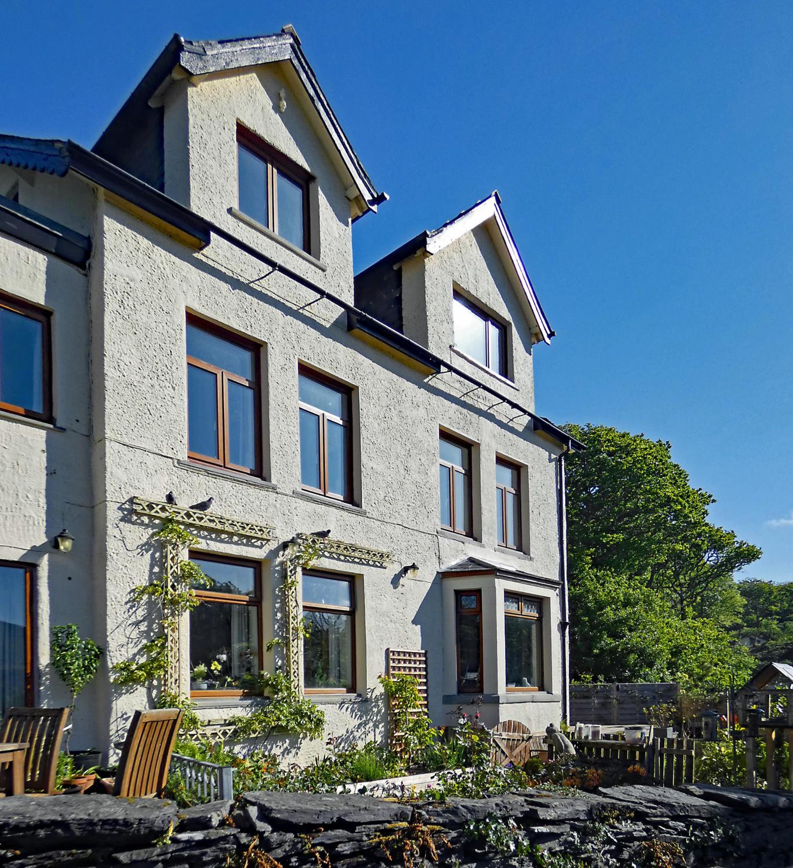 Bryn Melyn Apartments view 4