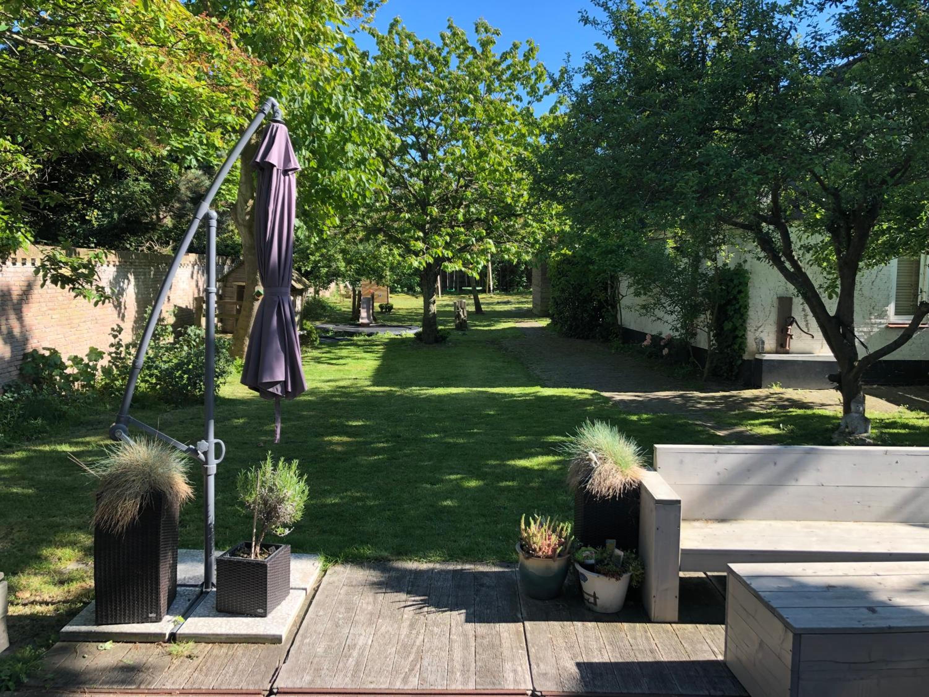 Dune and Beach Villa with very large and beautiful Garden