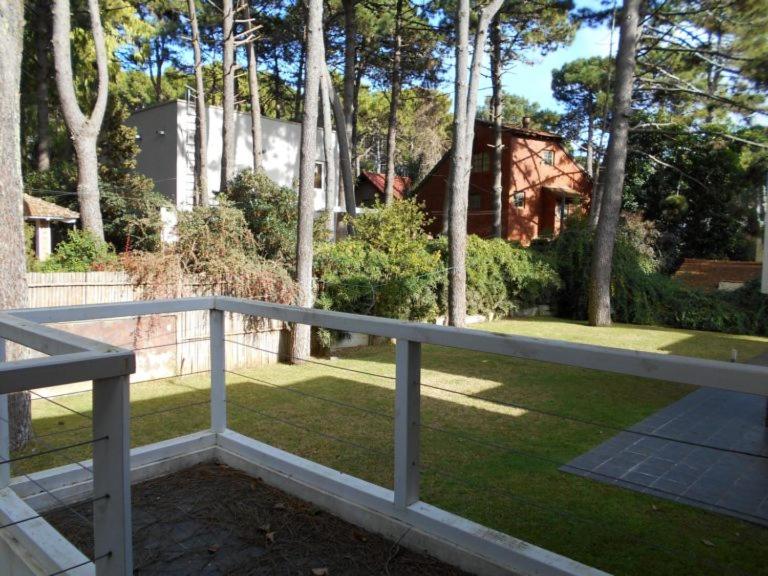 PINAMAR CASA HASTA 10 PERSONAS SE ALQUILA MINIMO 2 NOCHES s