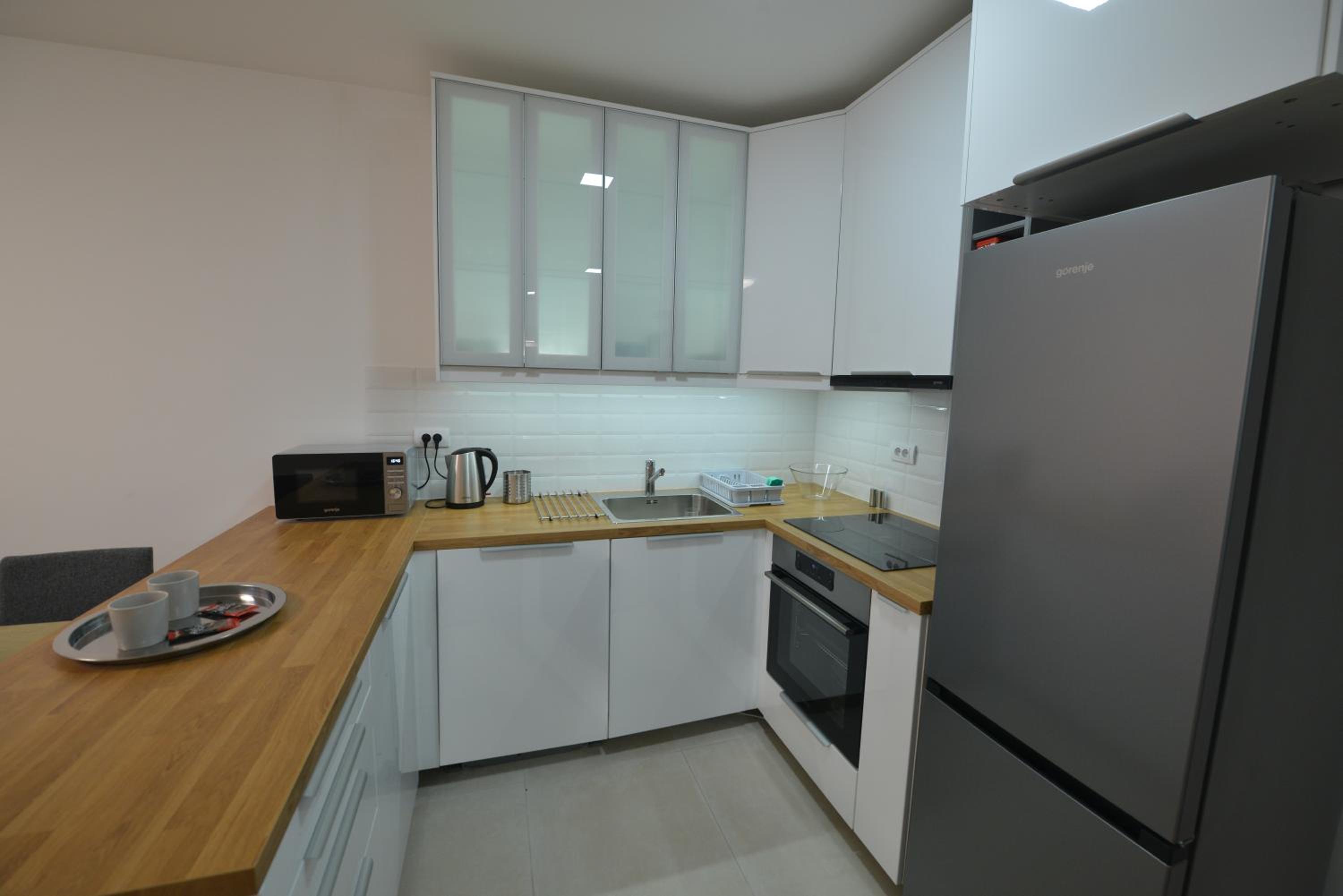 Apartment 54 CITY CENTER - FREE PRIVATE GARAGE