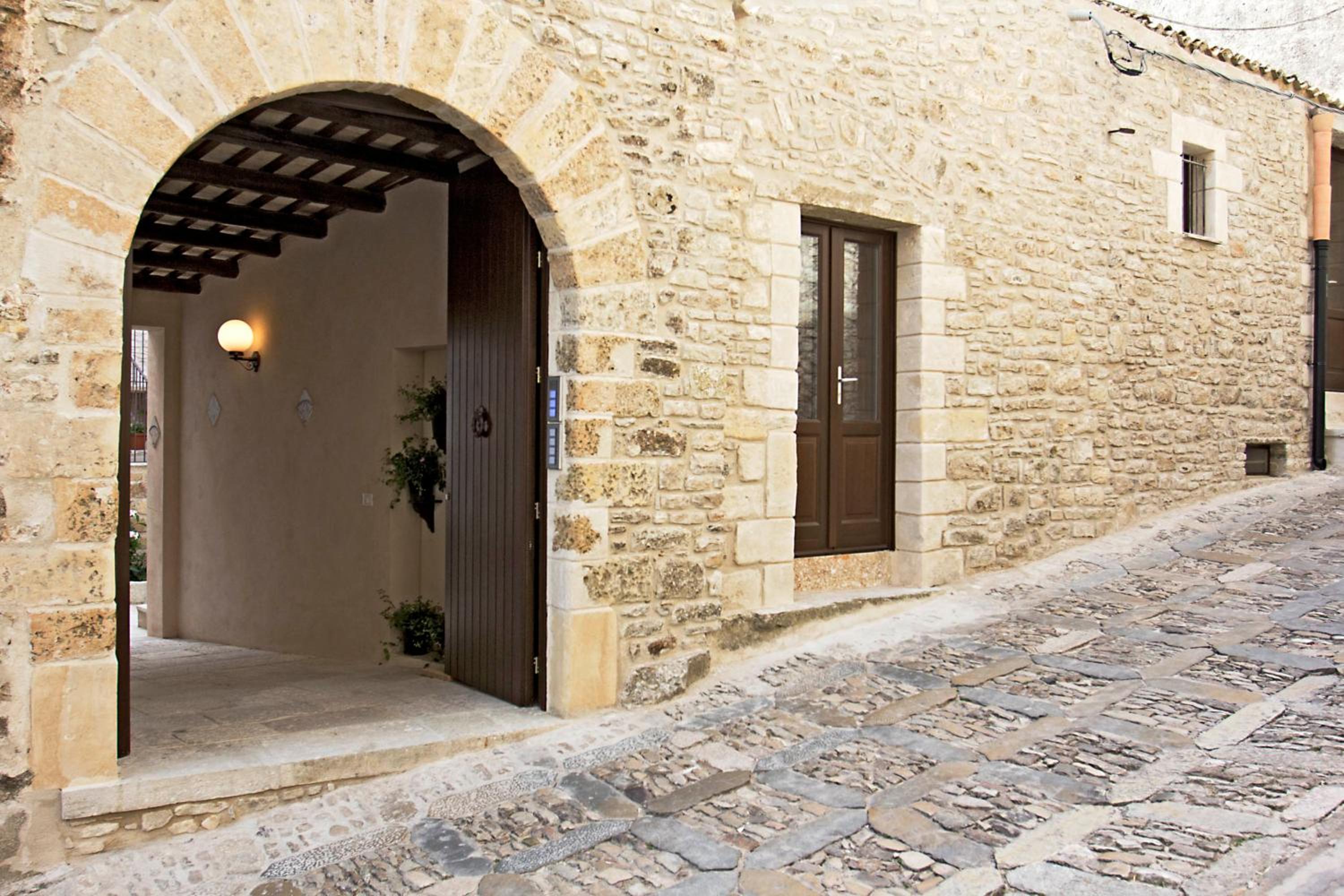 Residence San Martino - Rooms & Suite Apartments