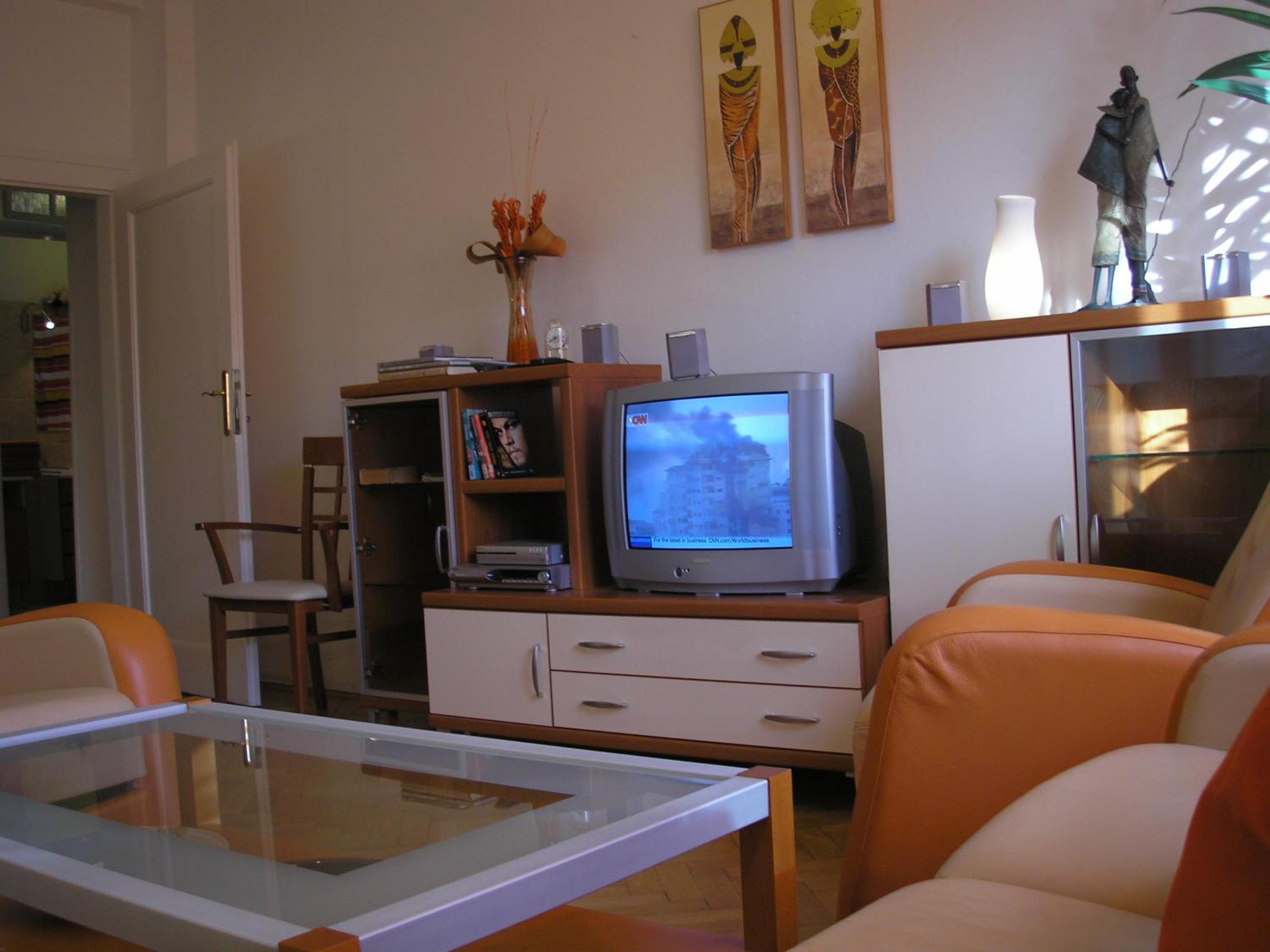 Grand 220m2 Old Town Apartment, 5BR,2BA,2WC, Sleeps up to 15