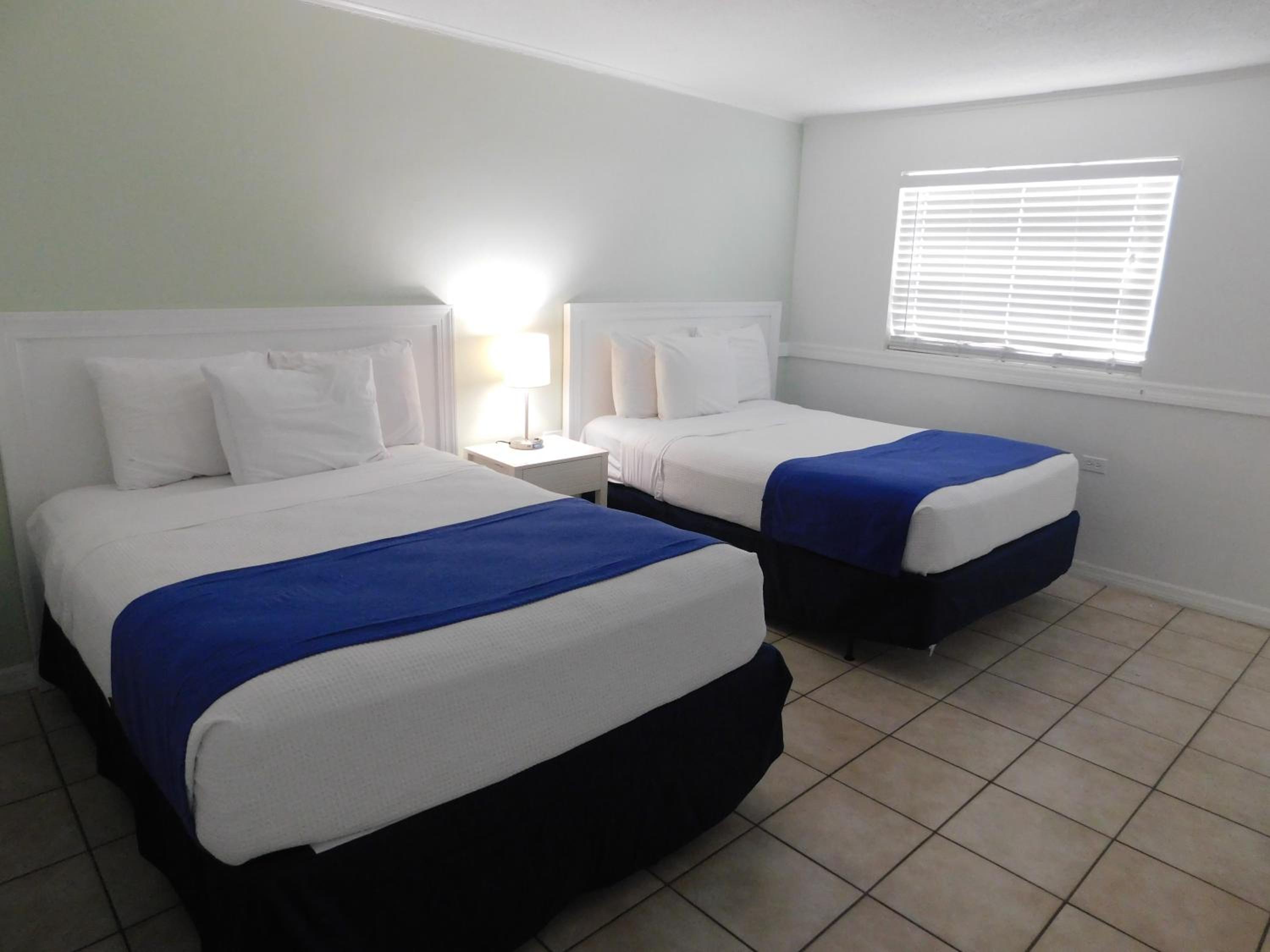 Key West & The Florida Keys Vacations - Kingsail Resort - Property Image 3