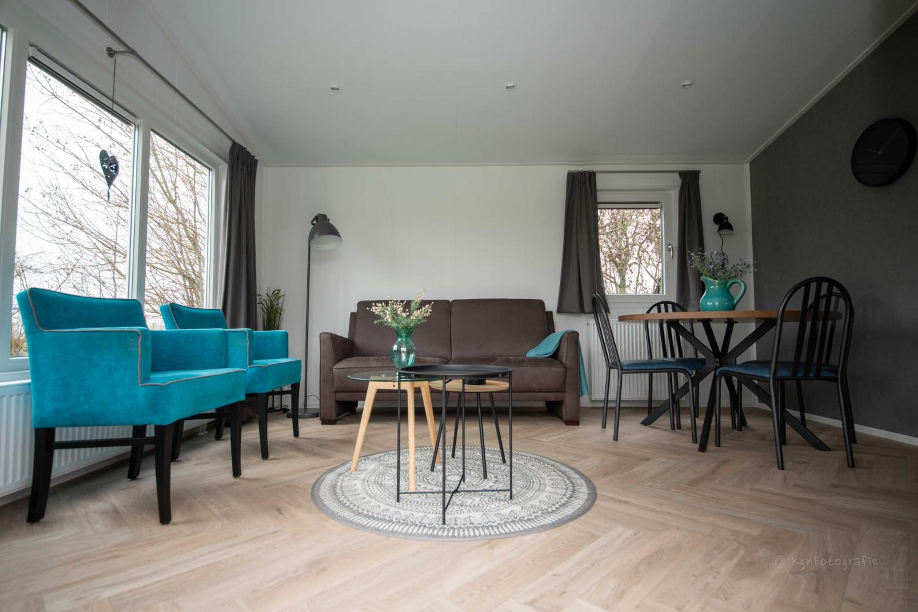 Chalets op Minicamping Dorpszicht view 2