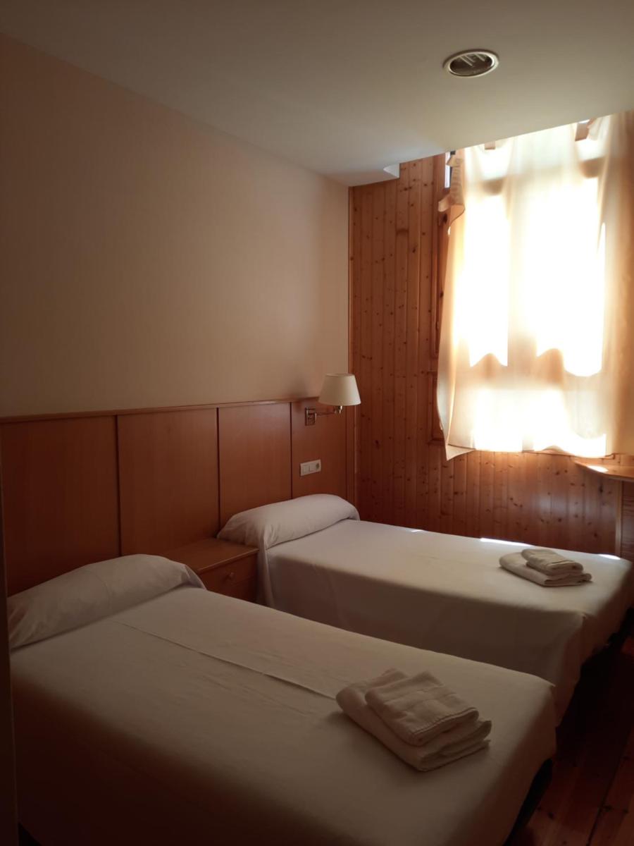 Hostal Pico Agujas view 3