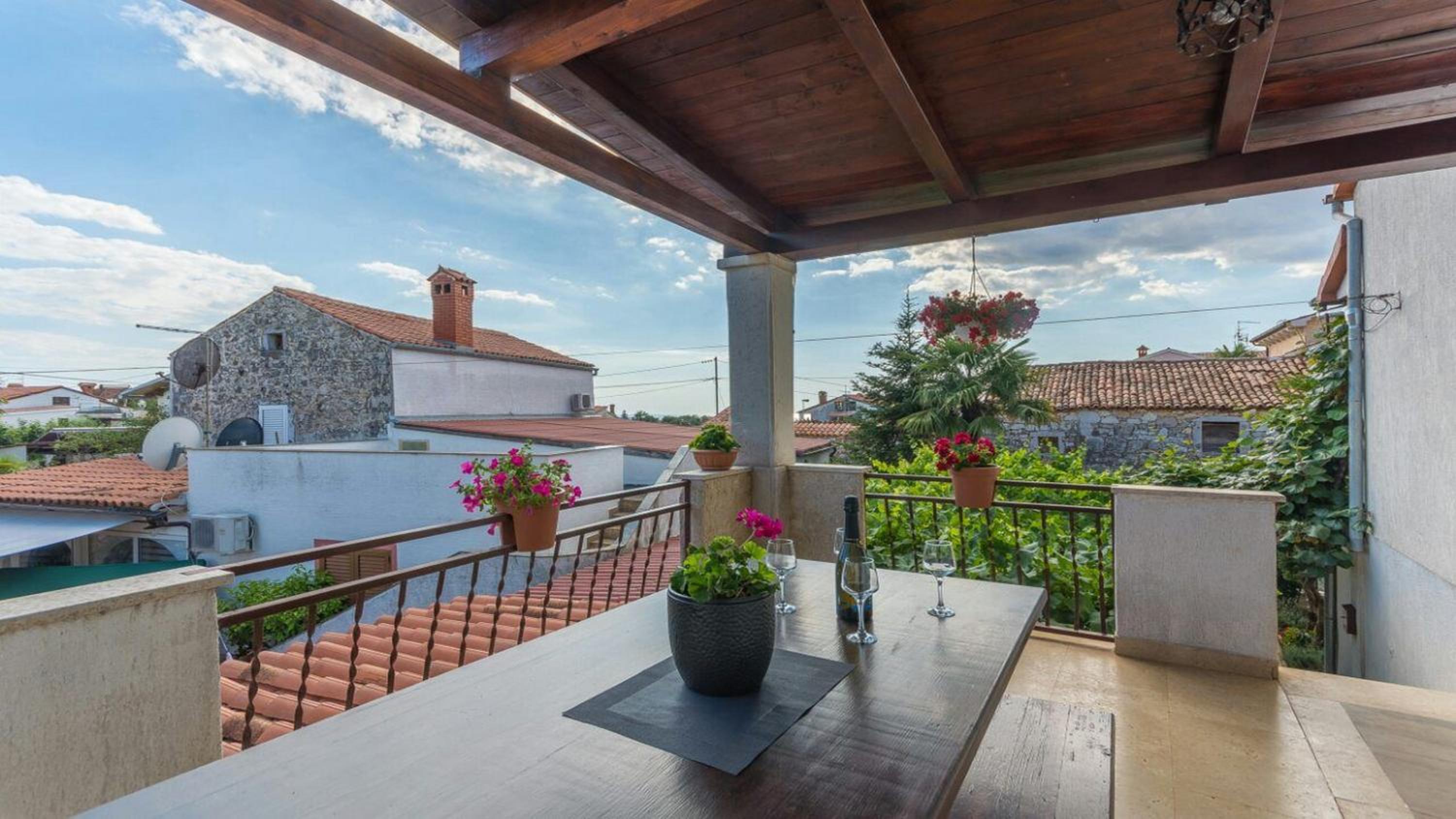 Apartment Dory by Rent Istria view 3