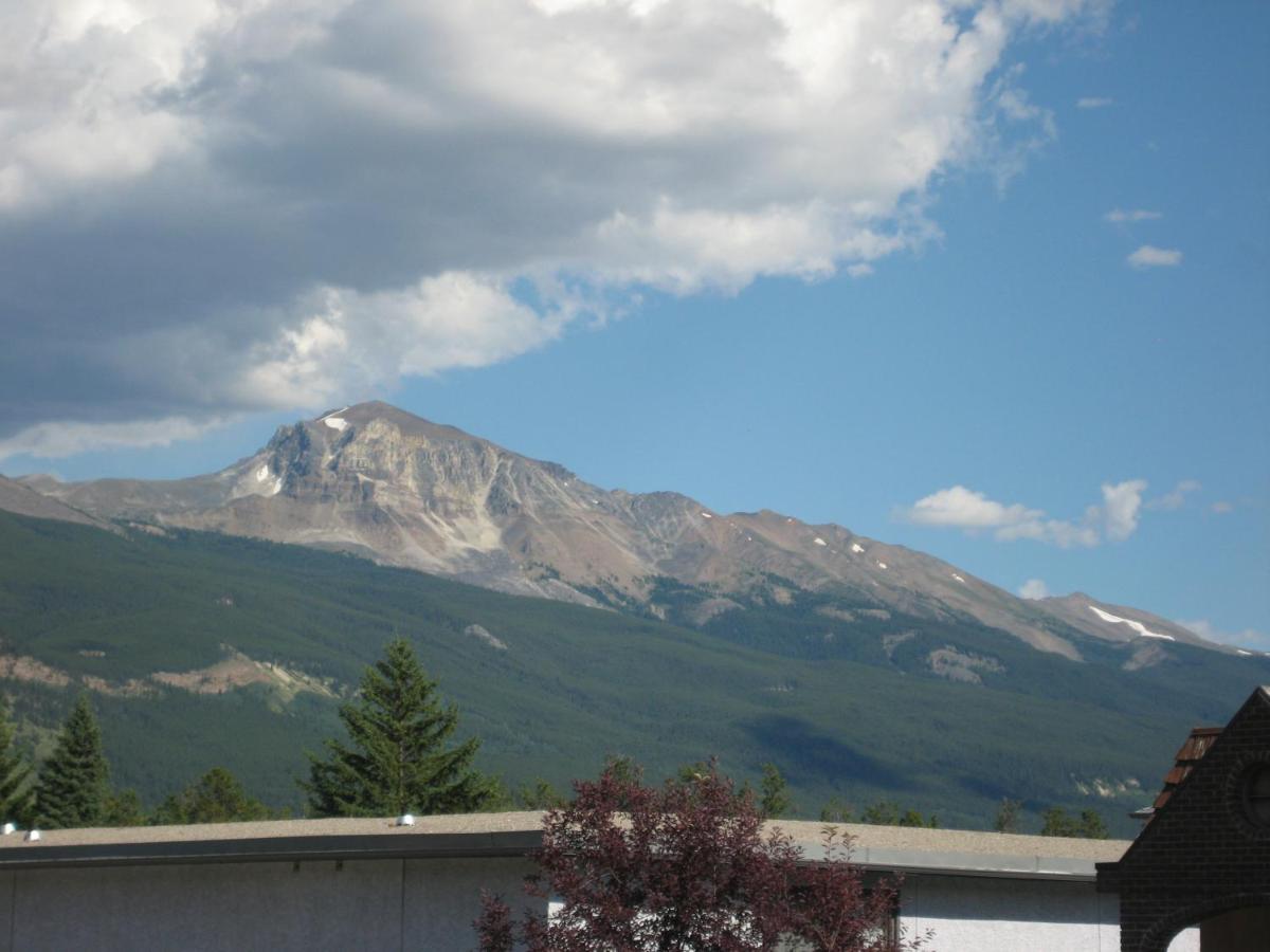 Four Cedars Accommodation