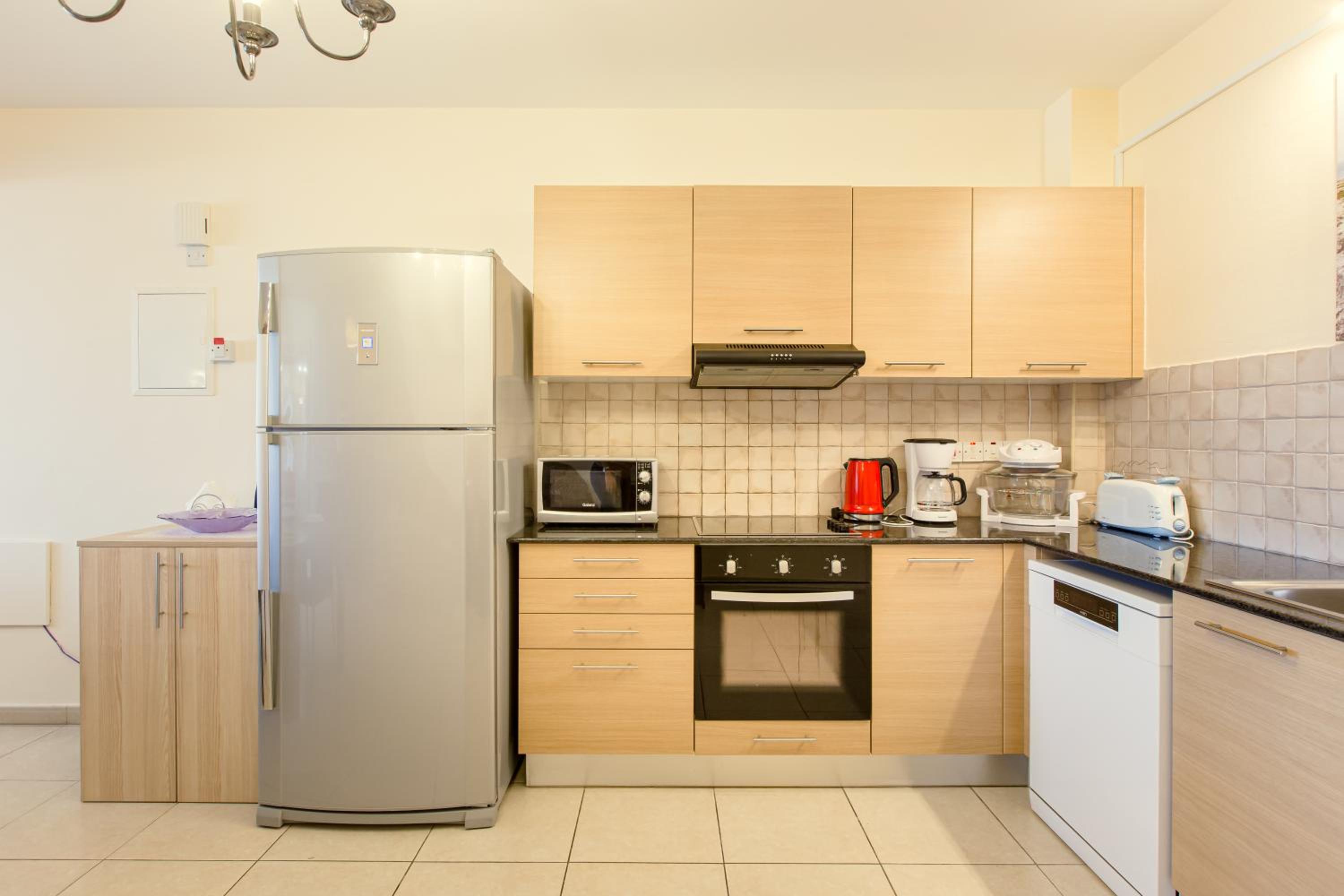 NISSI BEACH POOL VIEW APARTMENT FREE WIFI