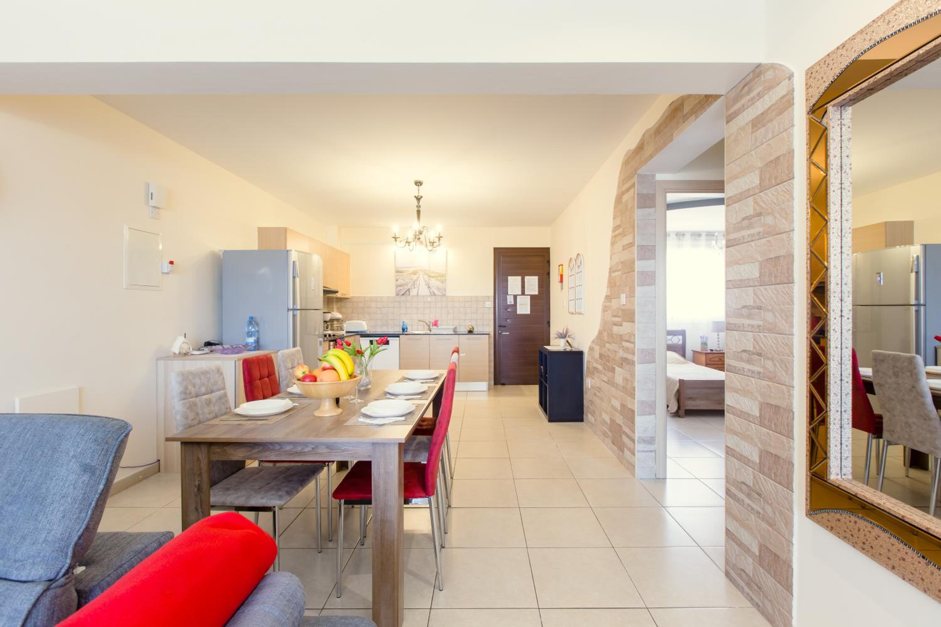 NISSI BEACH POOL VIEW APARTMENT FREE WIFI