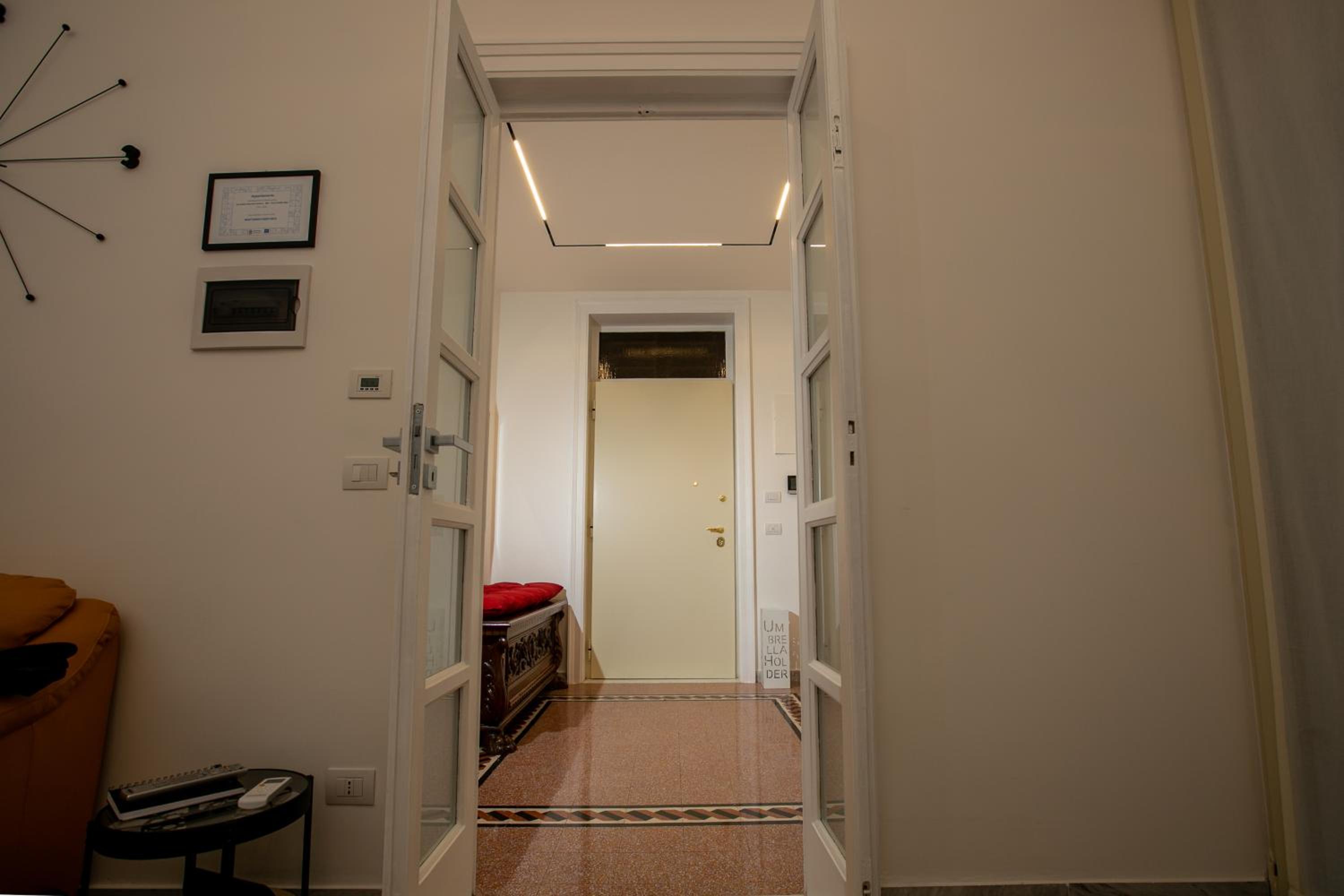 Abate Luxury Interno 3 view 4