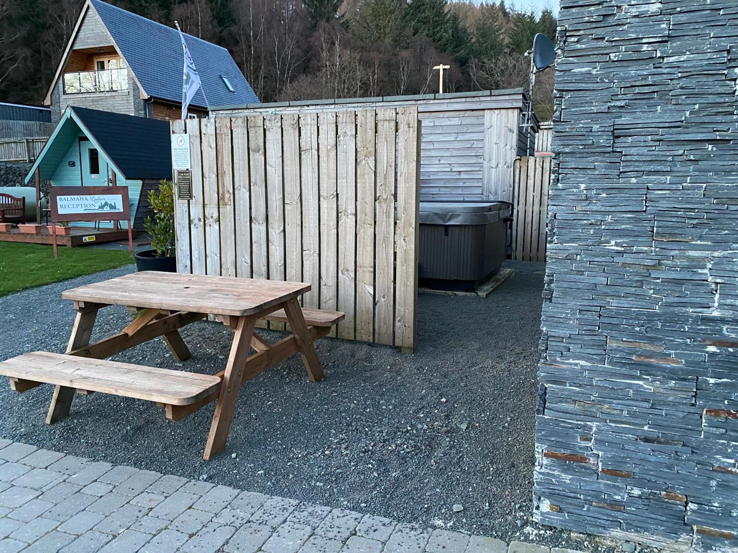 Balmaha Lodges and Apartments
