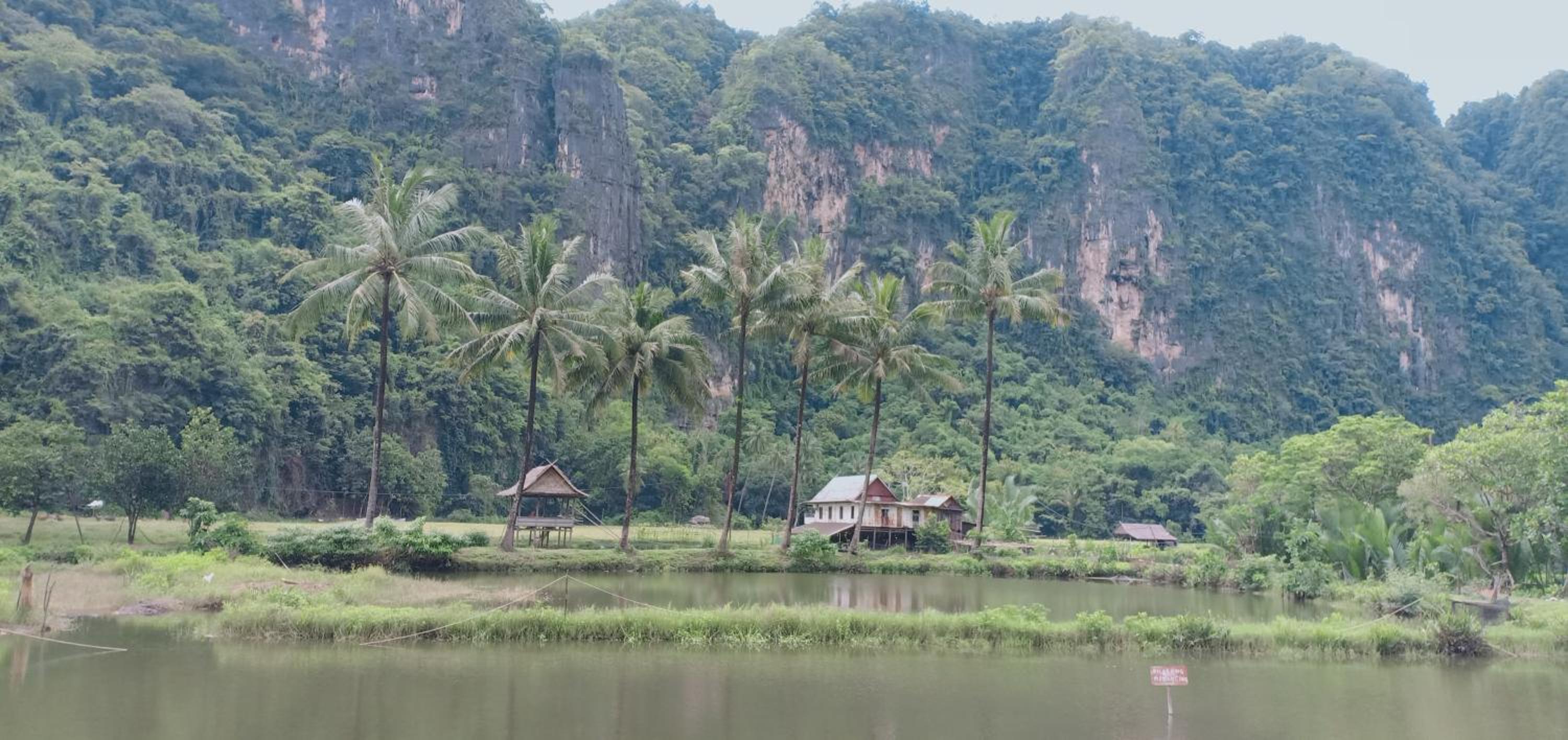Kampoeng Karst Rammang Rammang