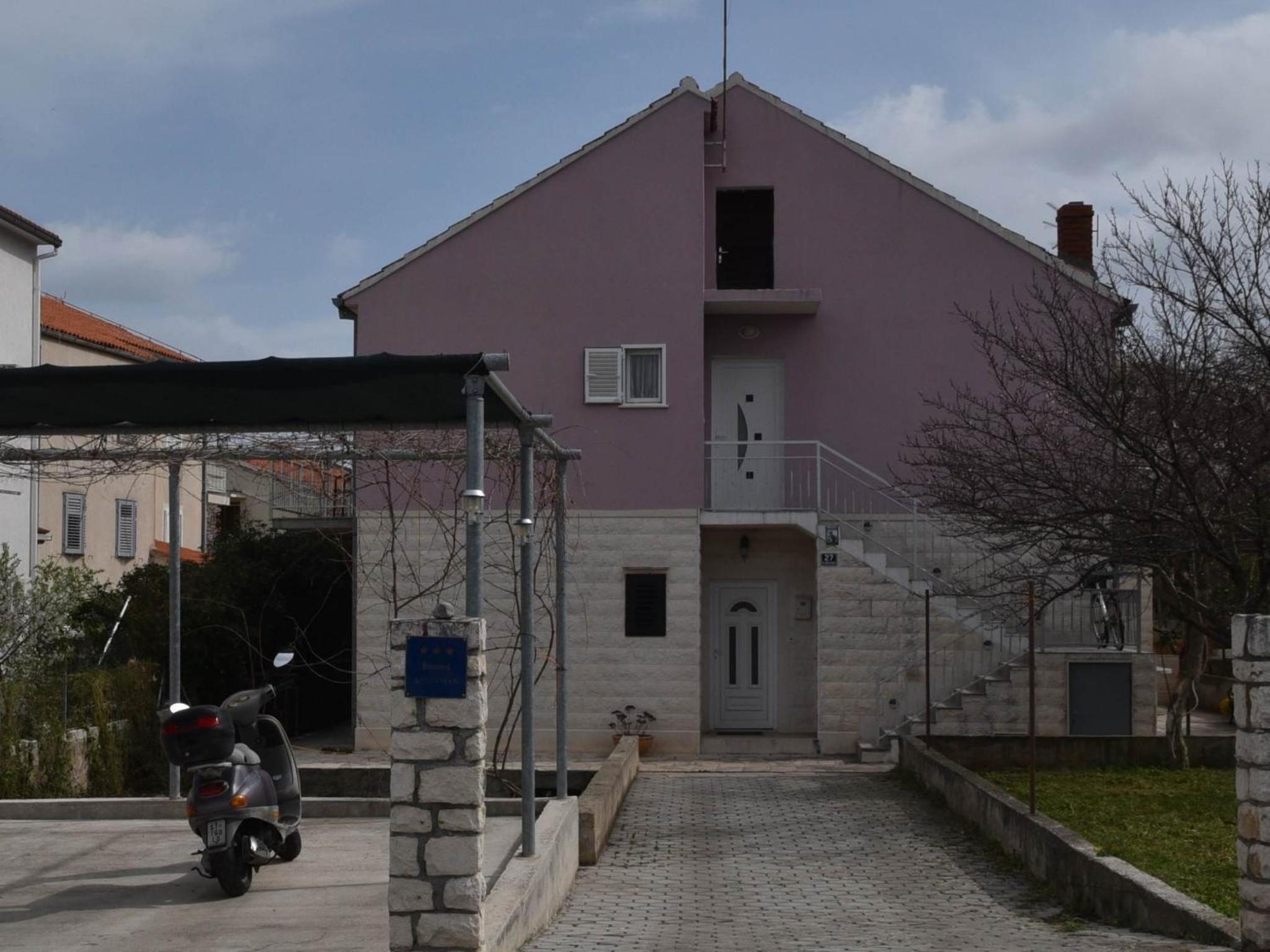 Apartment Manigo view 2
