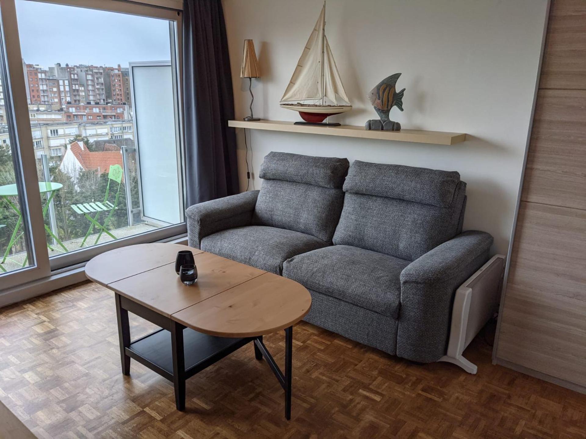 STUDIO MET FRONTAAL ZEEZICHT view 5