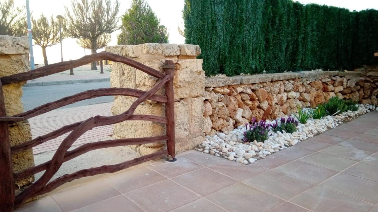 Photo 11