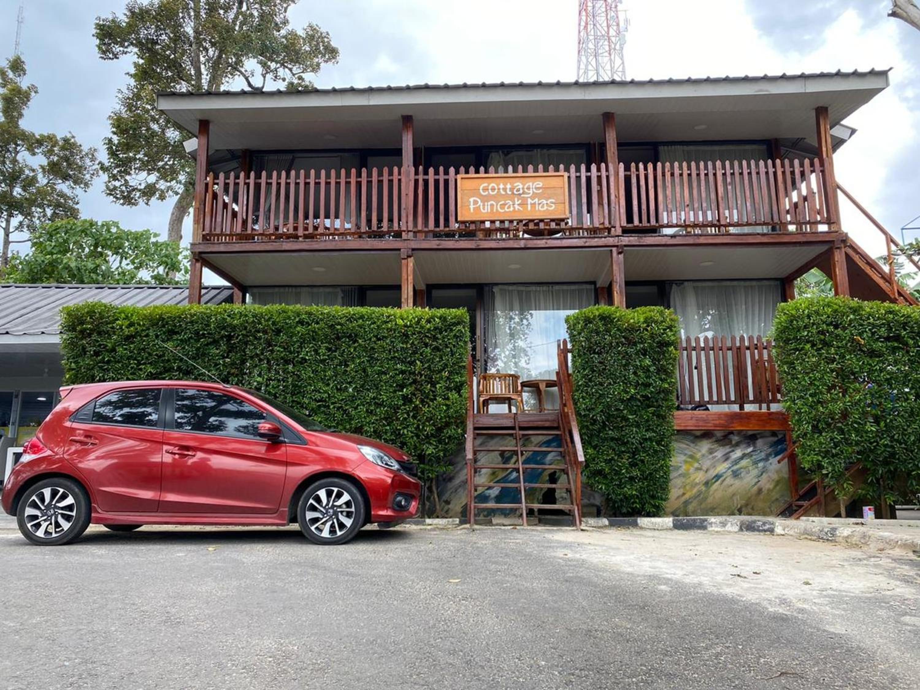 Hotel RedDoorz Plus @ Puncak Mas Cottage - Image 1