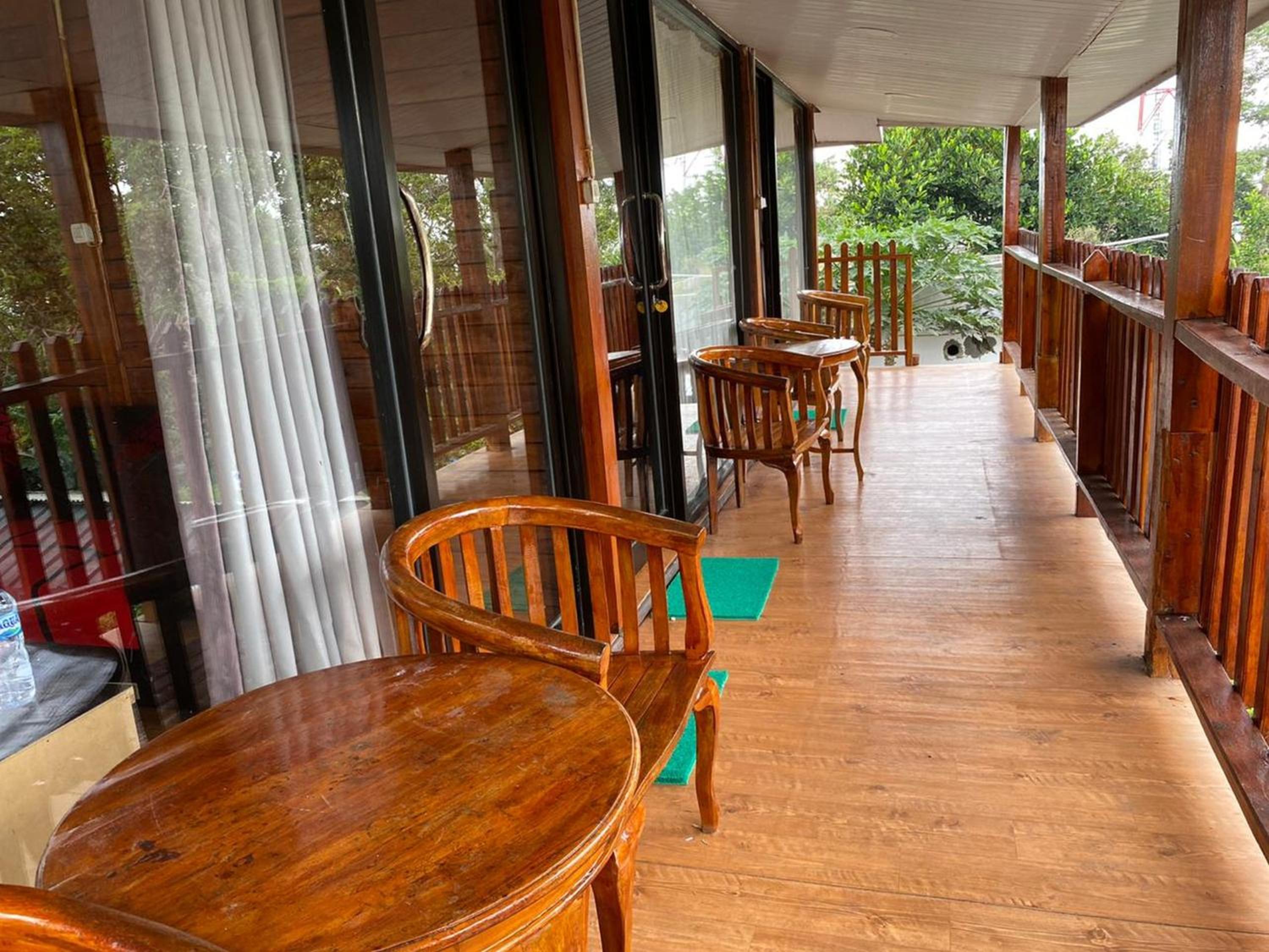 RedDoorz Plus at Puncak Mas Cottage Lampung view 2