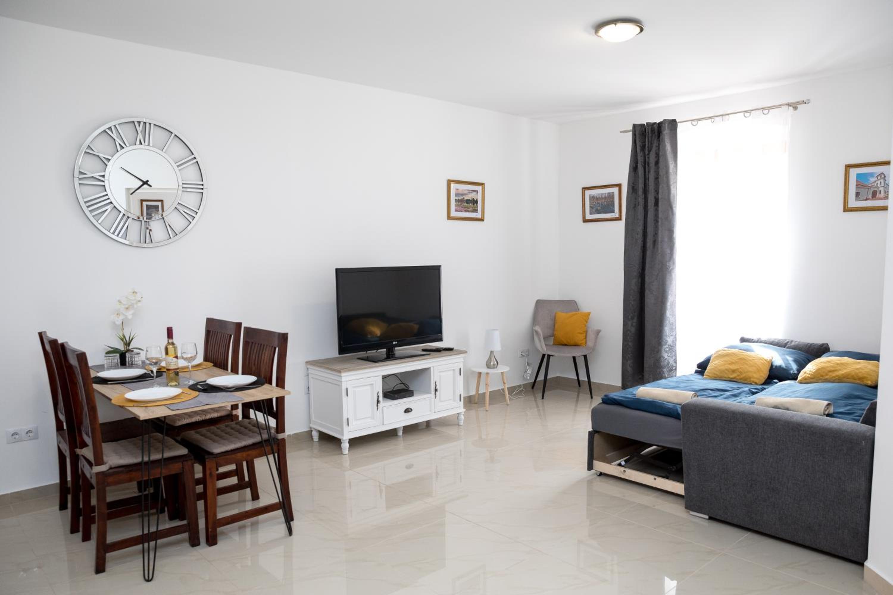 Kossuth Apartmanház