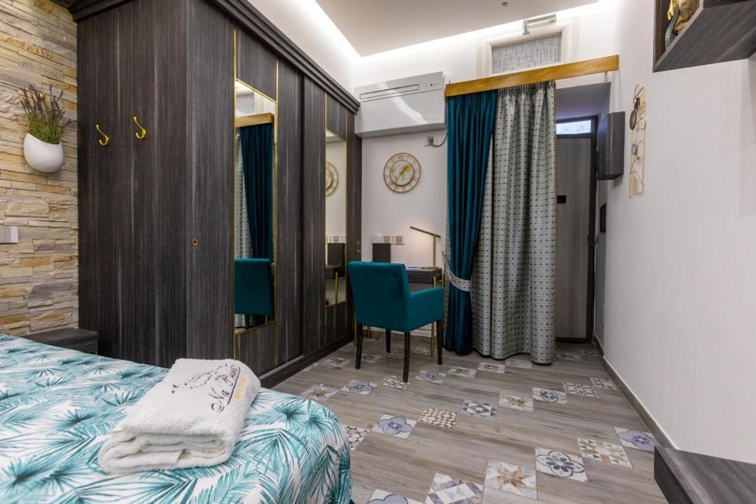 Suite Na' Poesia Santa Chiara ZTL