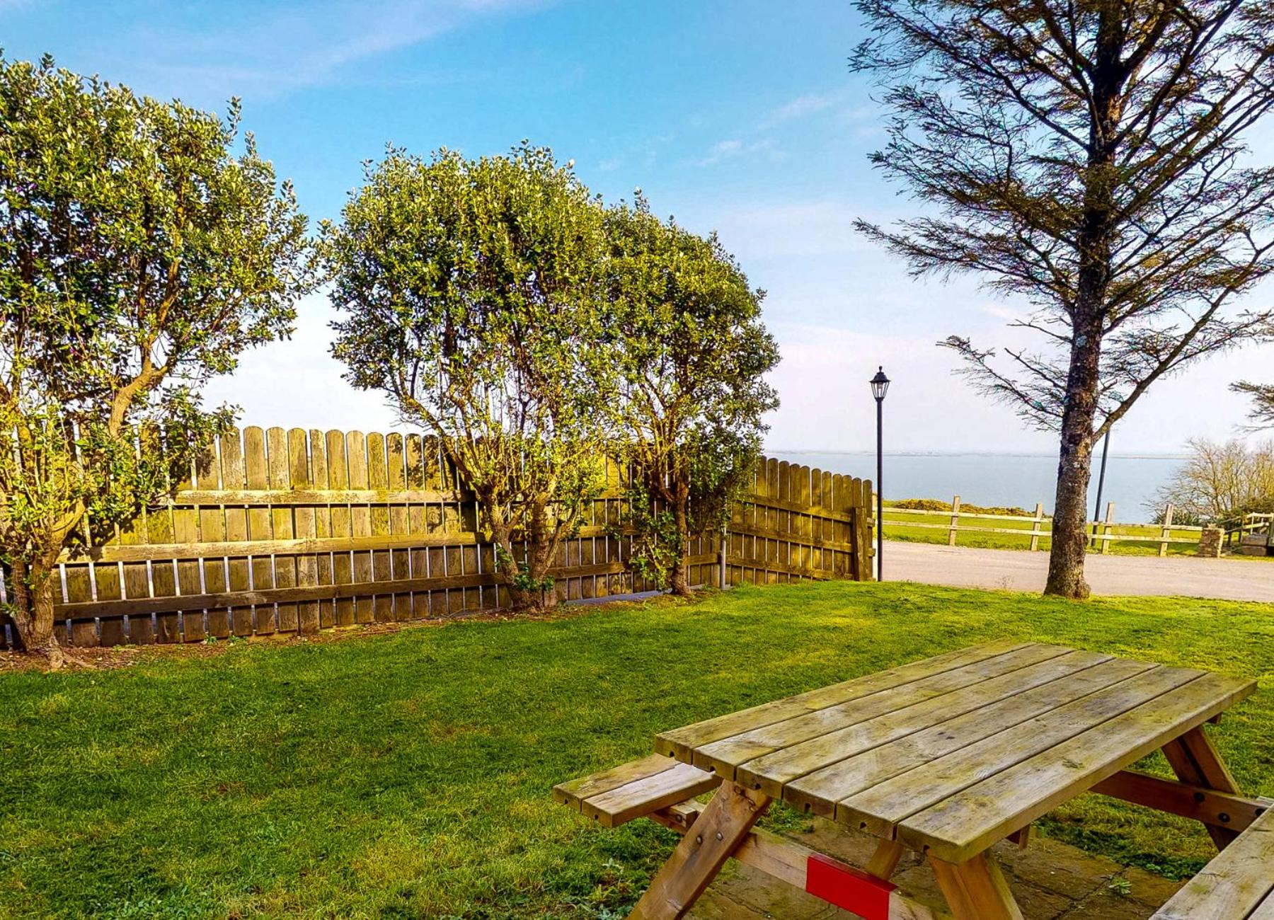 Seacliff Holiday Homes No 8 by Trident Holiday Homes view 5