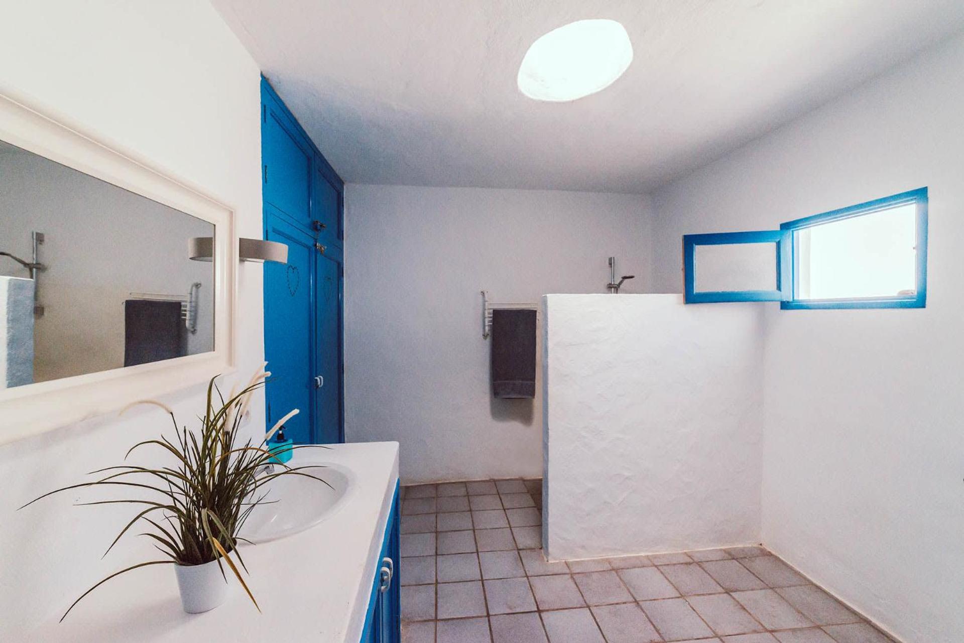 Seaside Villa La Graciosa by Airnest view 2