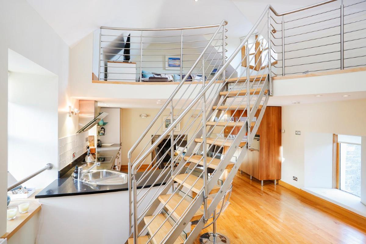 ALTIDO Unique Mezzanine Apartment in St Andrews view 5